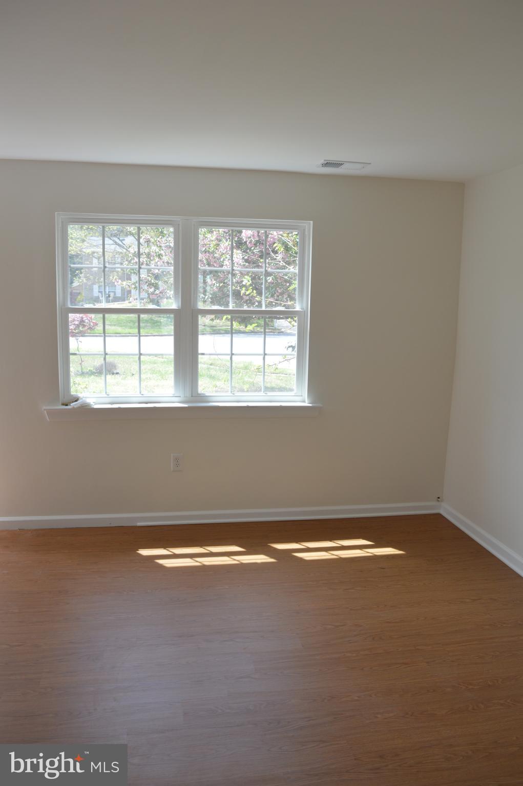 MAGOTHY ESTATES - Residential Lease