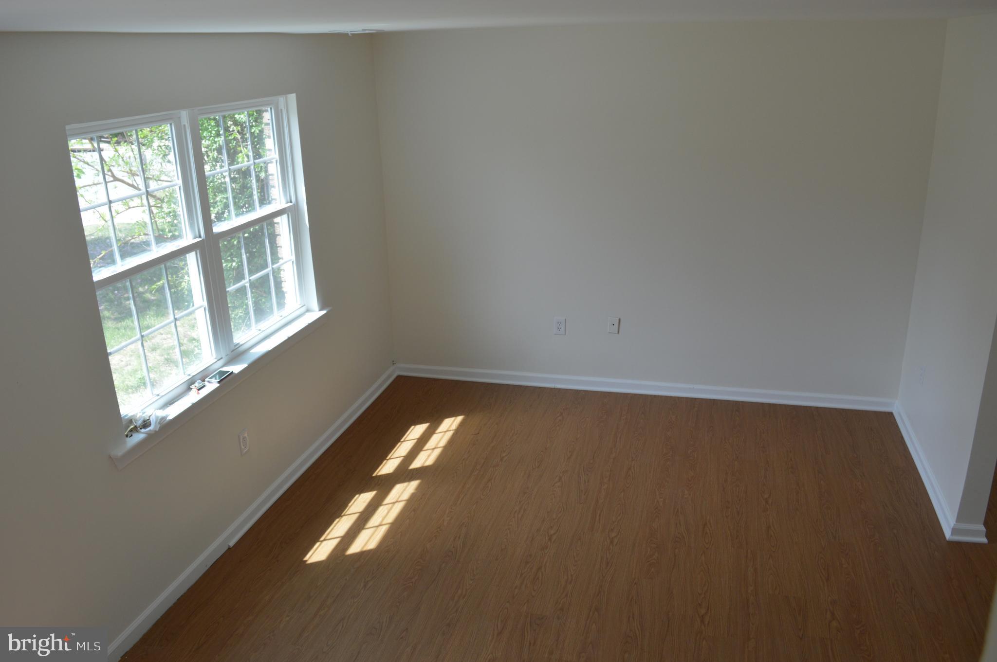 MAGOTHY ESTATES - Residential Lease