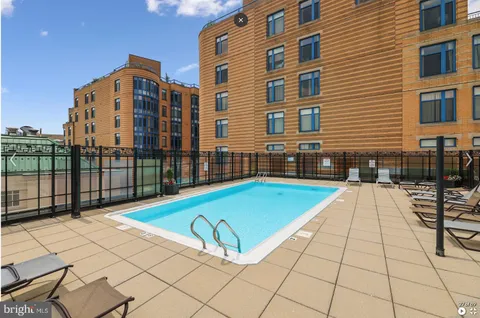 MLS: DCDC2253680