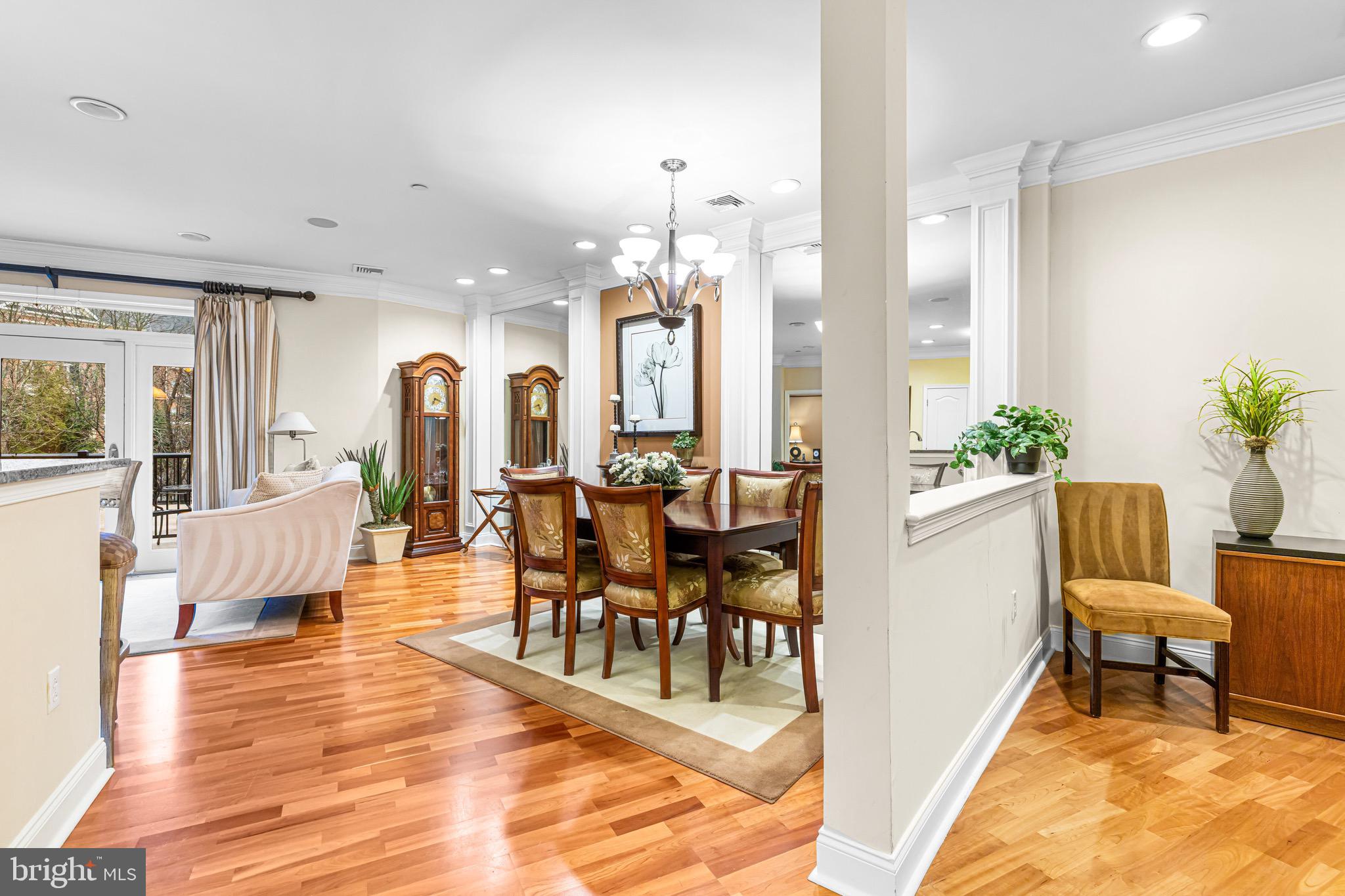 HUNTINGDON PLACE - Residential