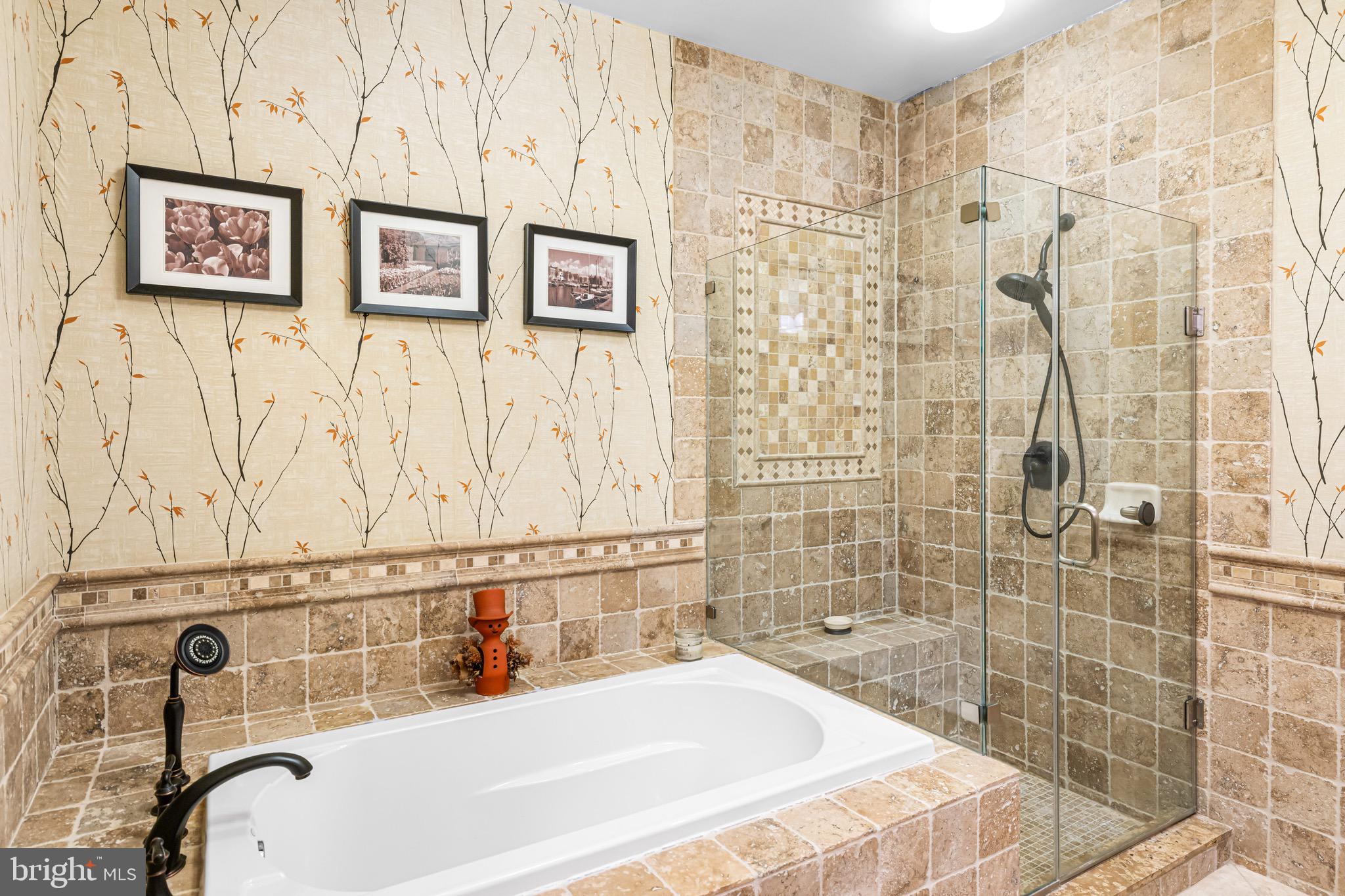 HUNTINGDON PLACE - Residential