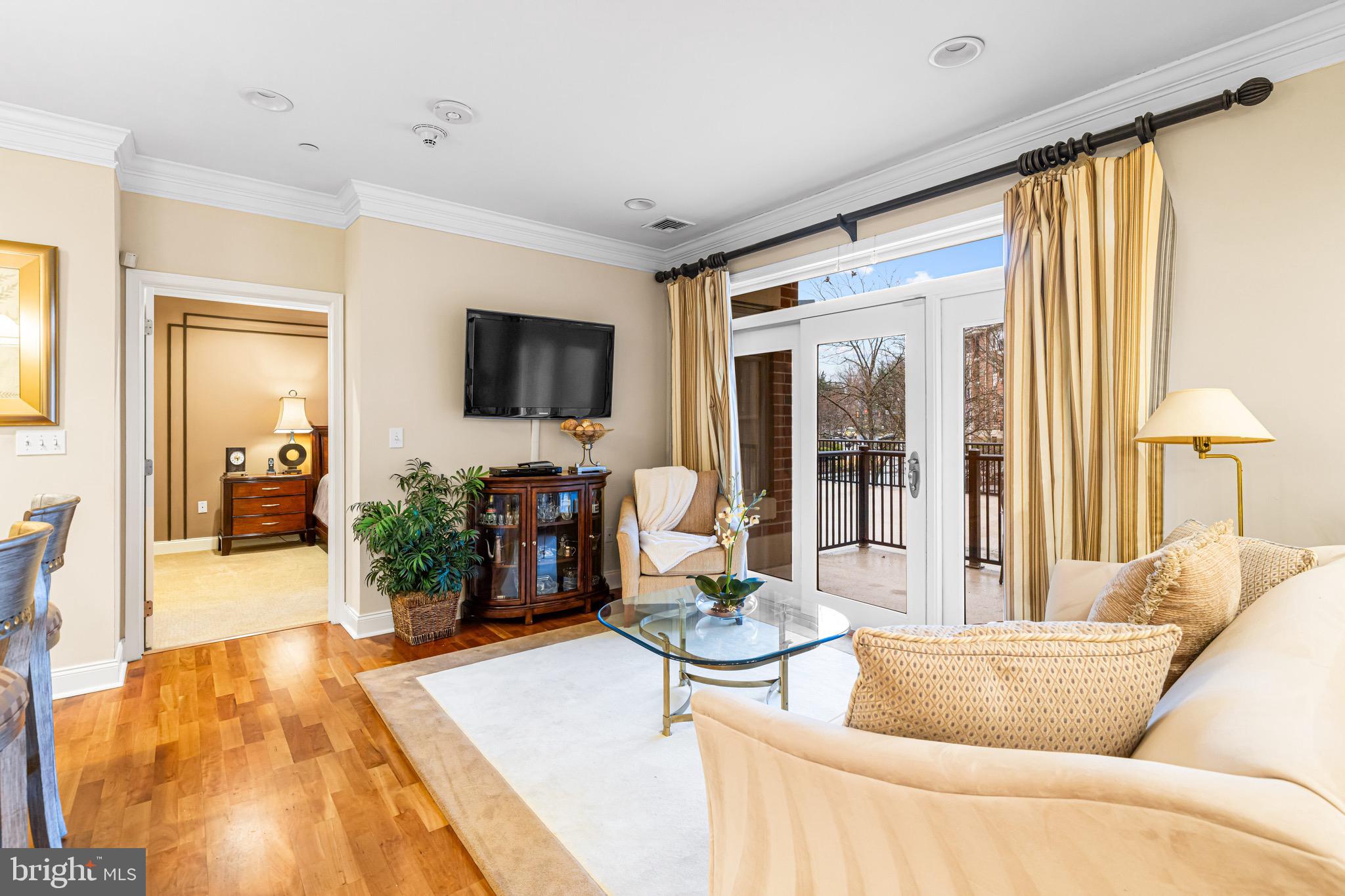 HUNTINGDON PLACE - Residential