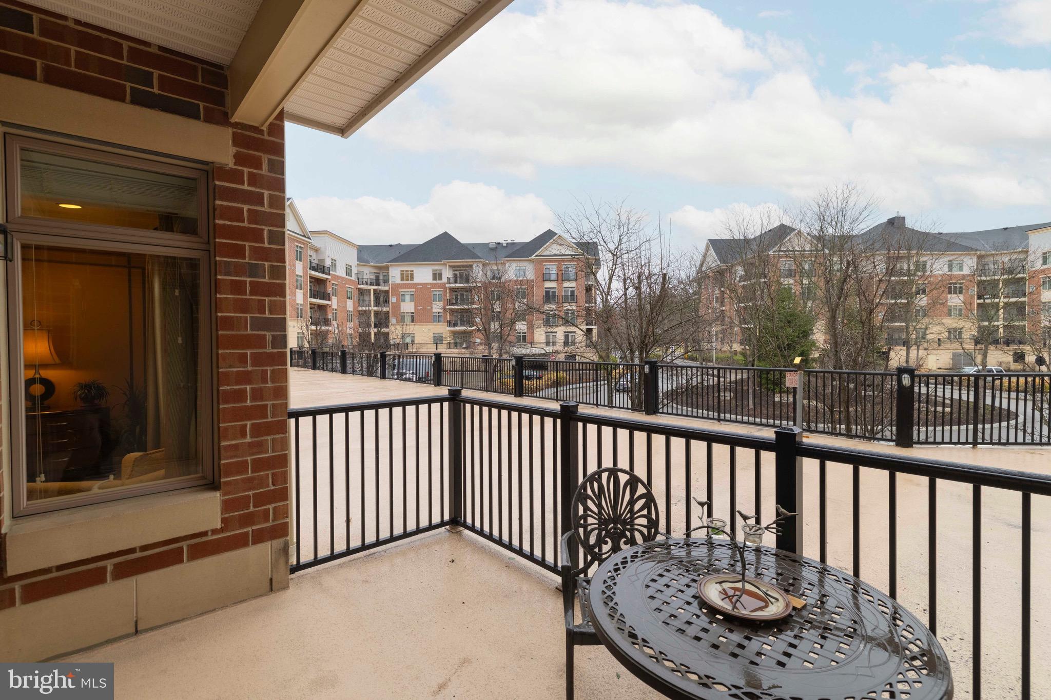 HUNTINGDON PLACE - Residential