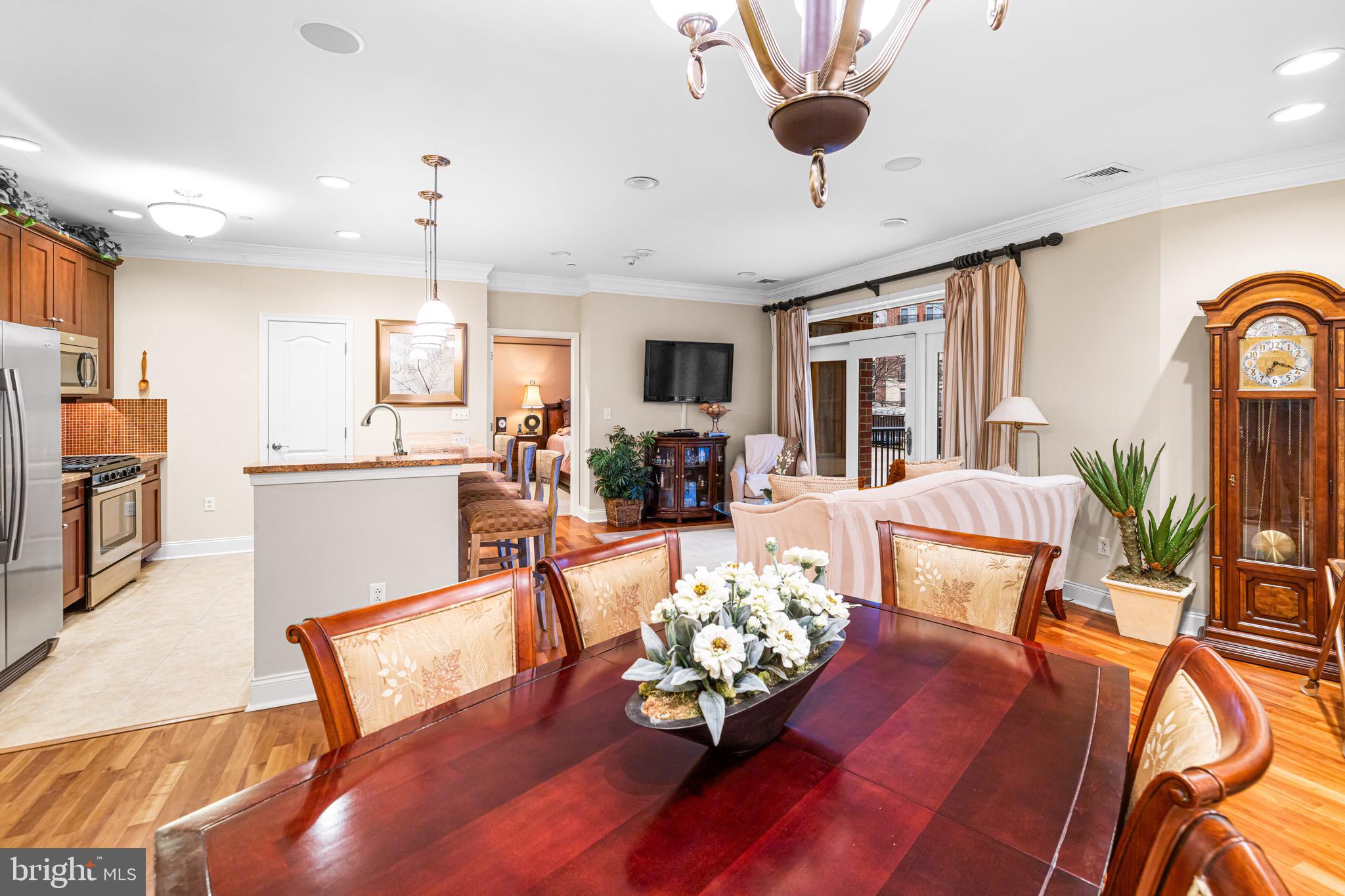 HUNTINGDON PLACE - Residential