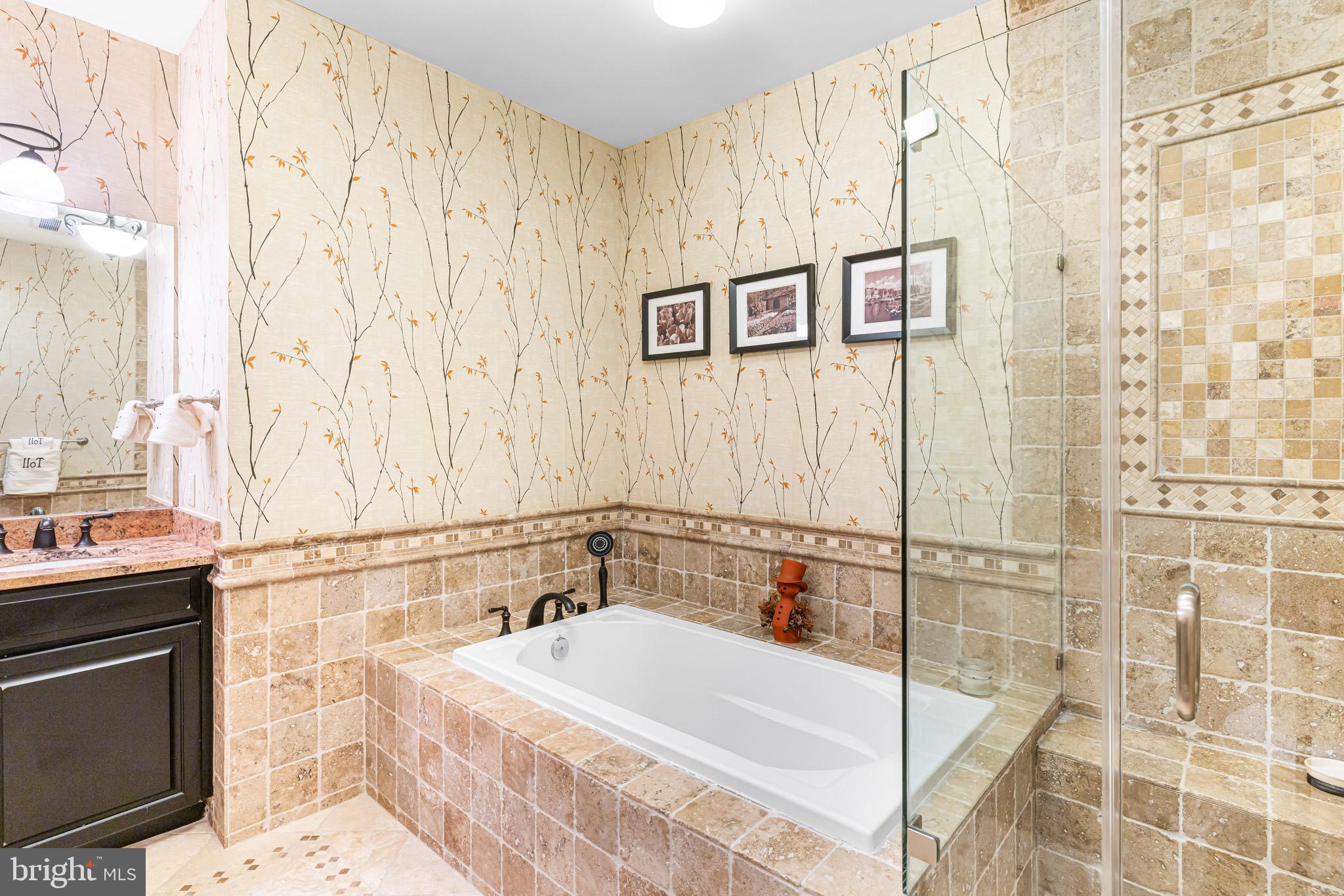 HUNTINGDON PLACE - Residential