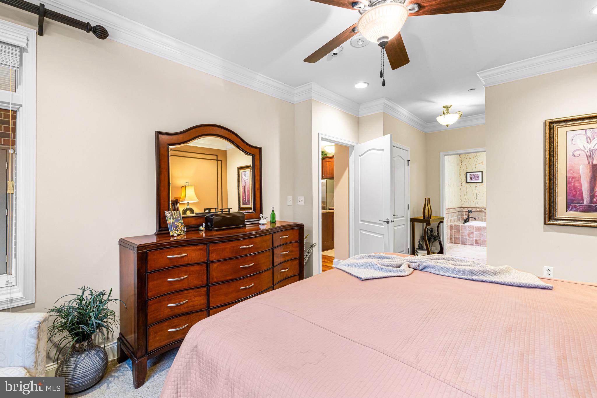 HUNTINGDON PLACE - Residential