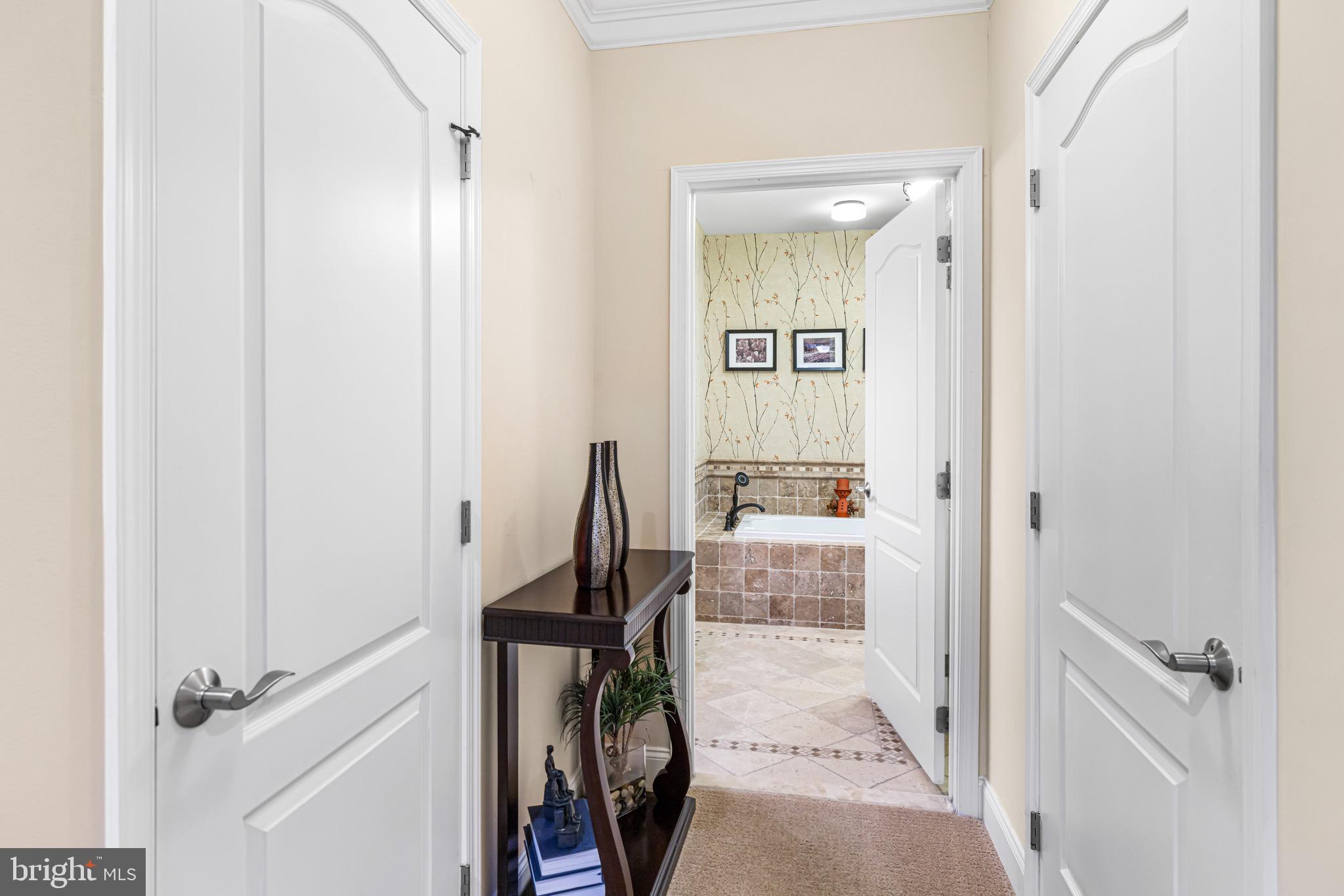 HUNTINGDON PLACE - Residential