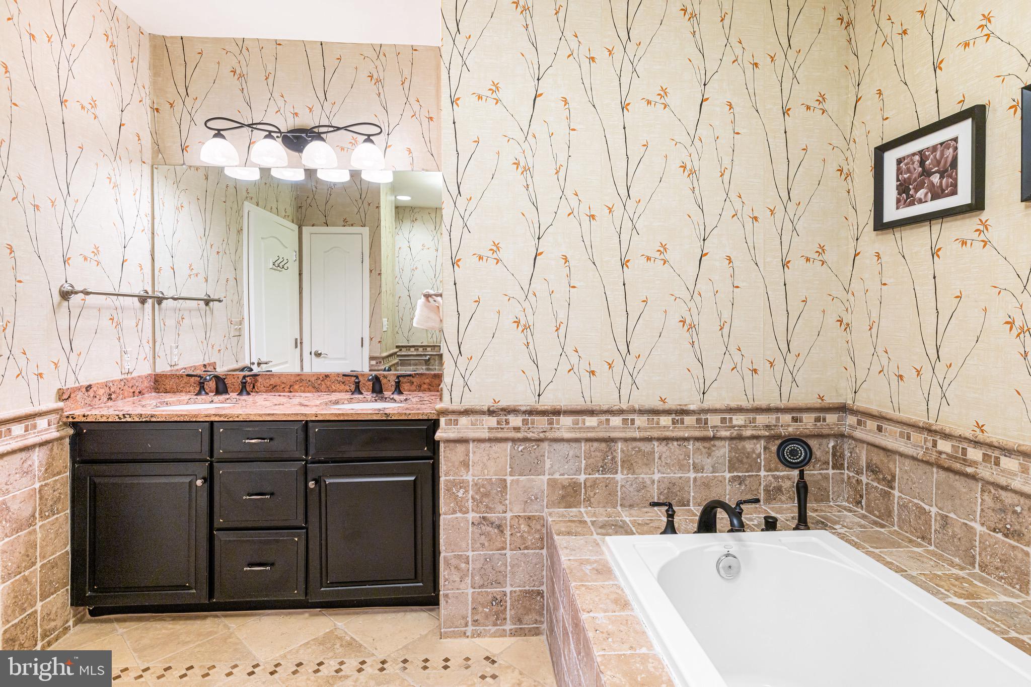 HUNTINGDON PLACE - Residential