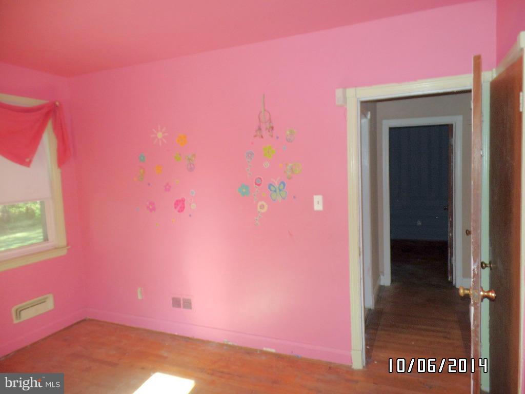 HAYWOOD HEIGHTS - Residential