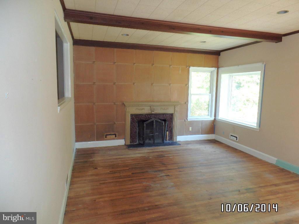 HAYWOOD HEIGHTS - Residential