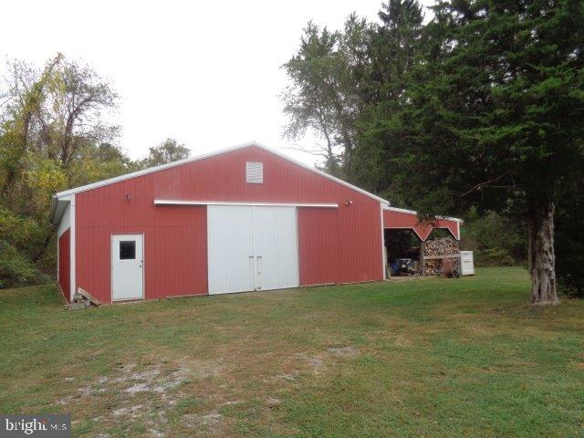 NEWVILLE - Residential