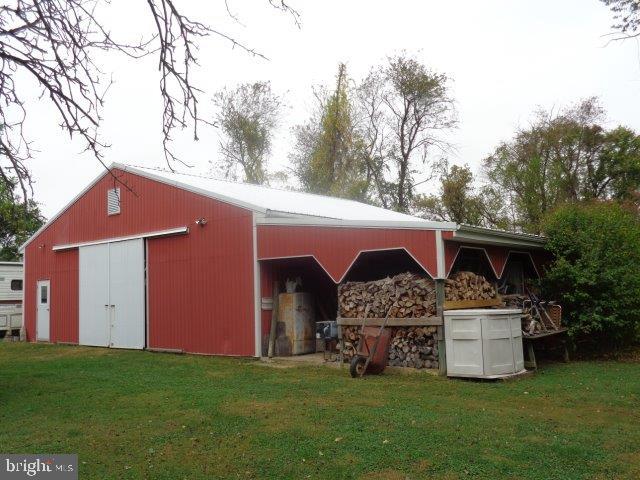 NEWVILLE - Residential