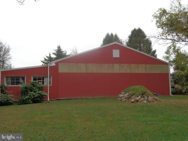 NEWVILLE - Residential