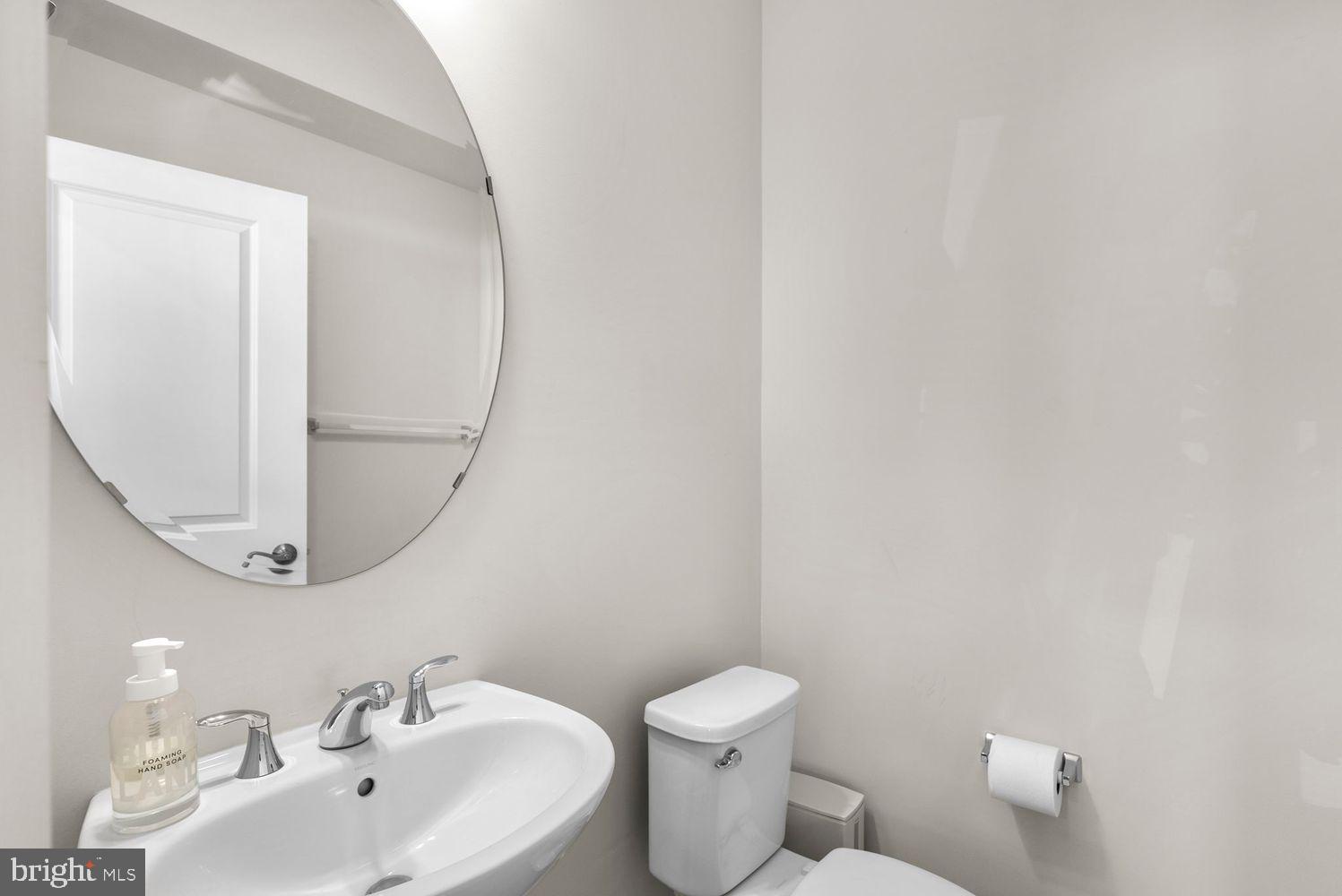 RIVERFRONT - Residential