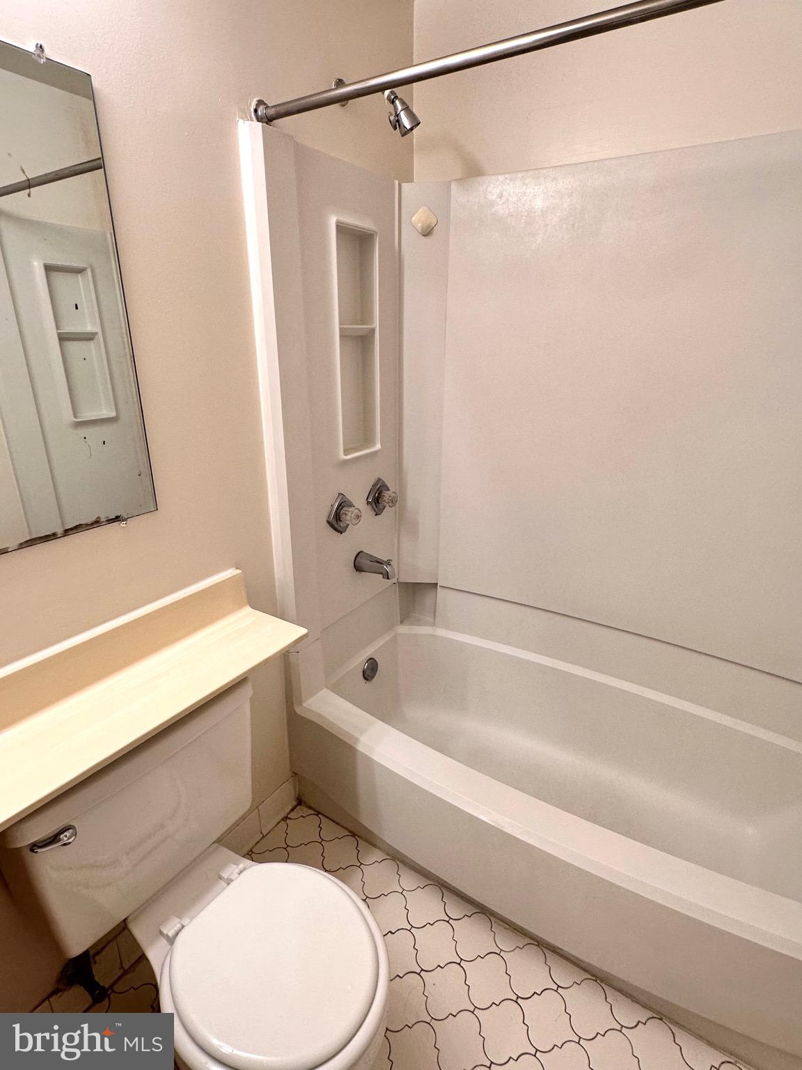 SUMMERWALK - Residential