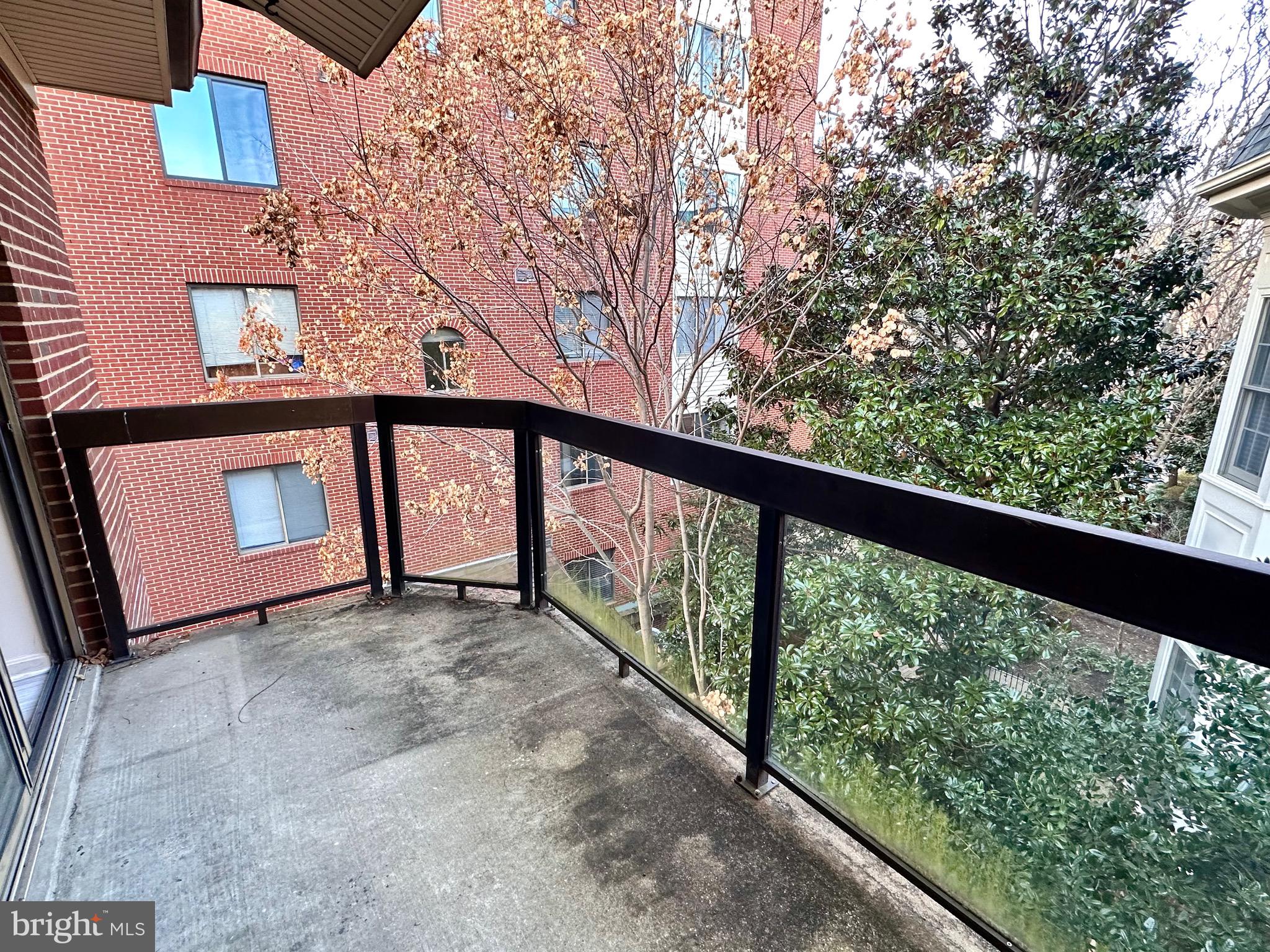 SUMMERWALK - Residential