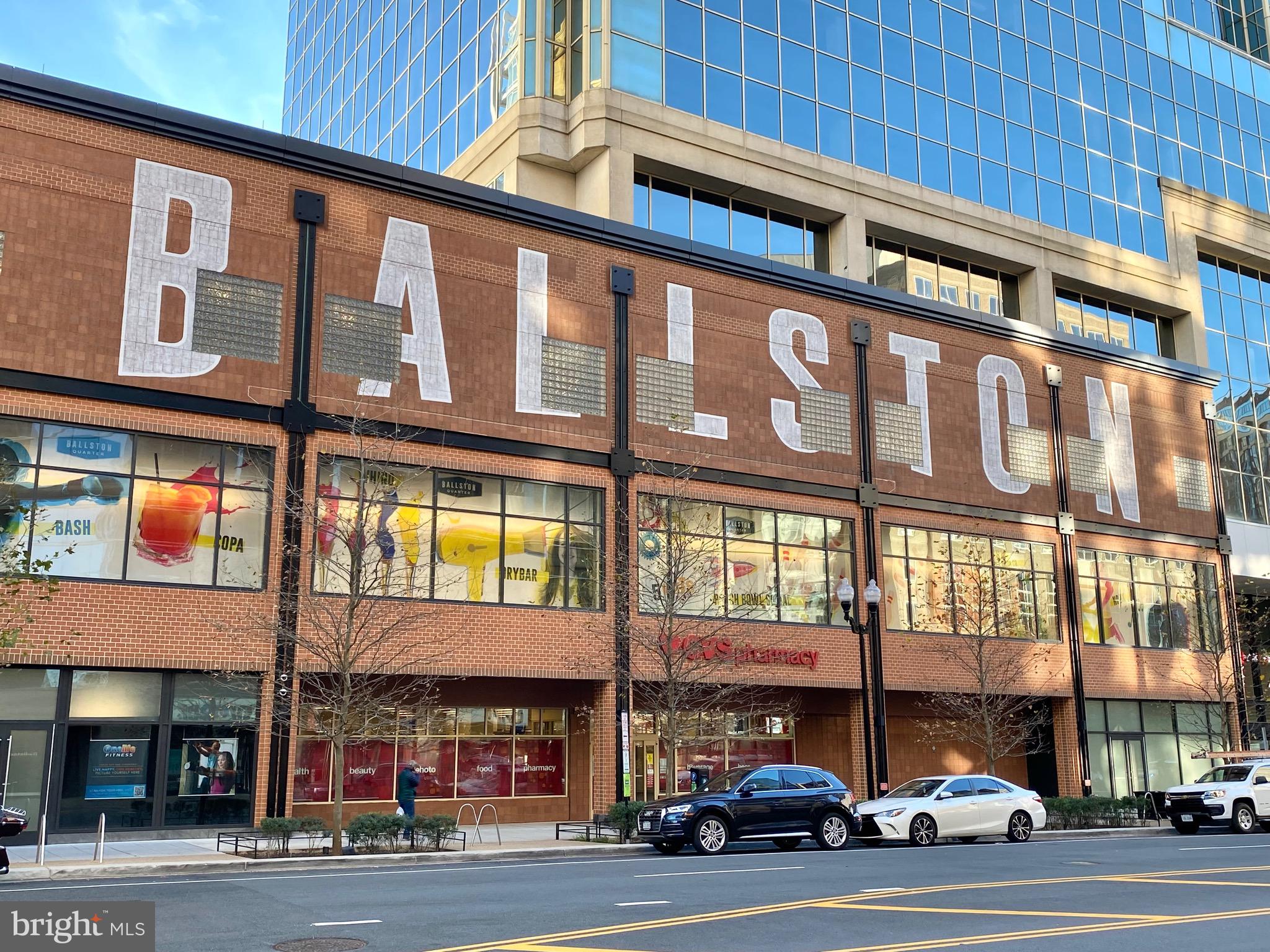 SUMMERWALK - Residential