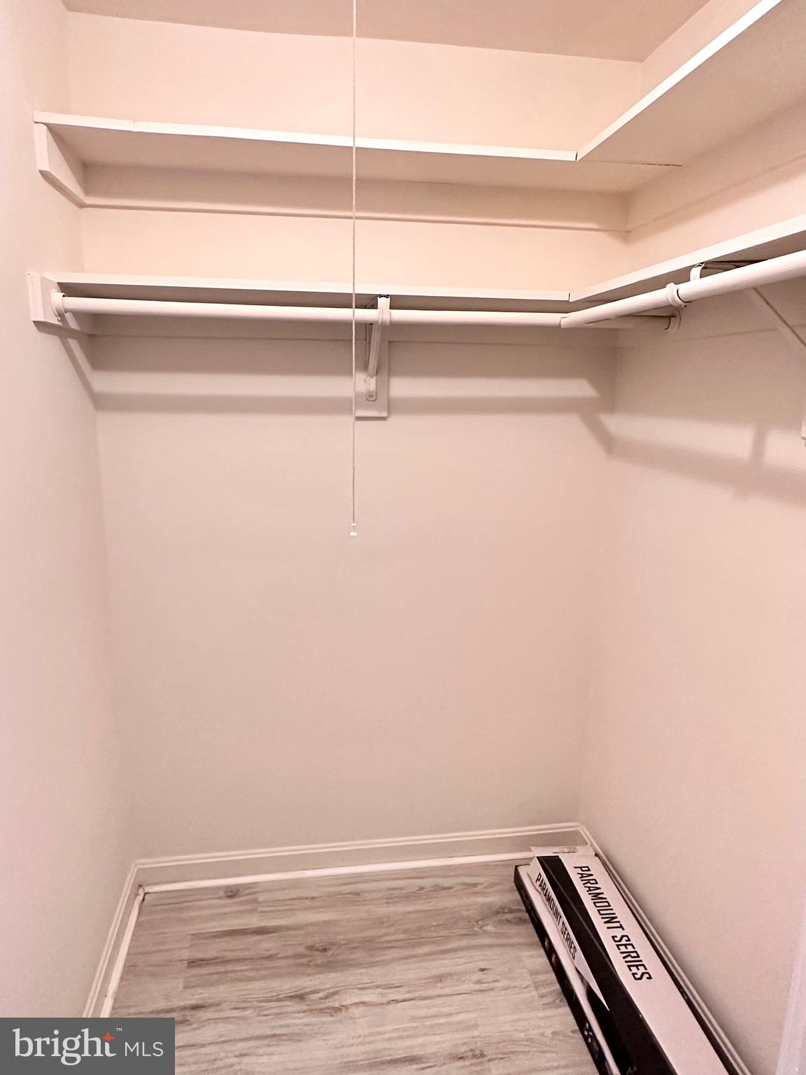 SUMMERWALK - Residential