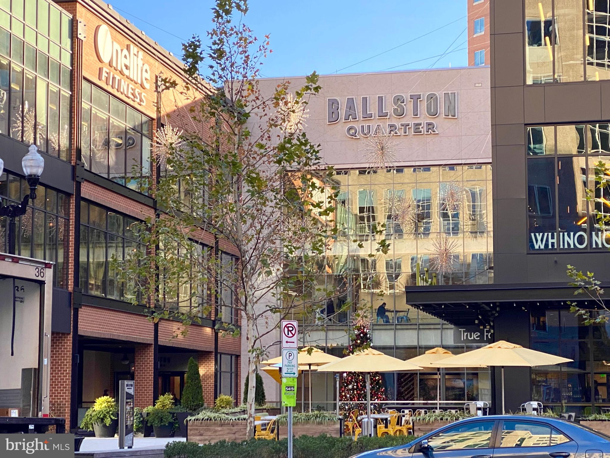 SUMMERWALK - Residential