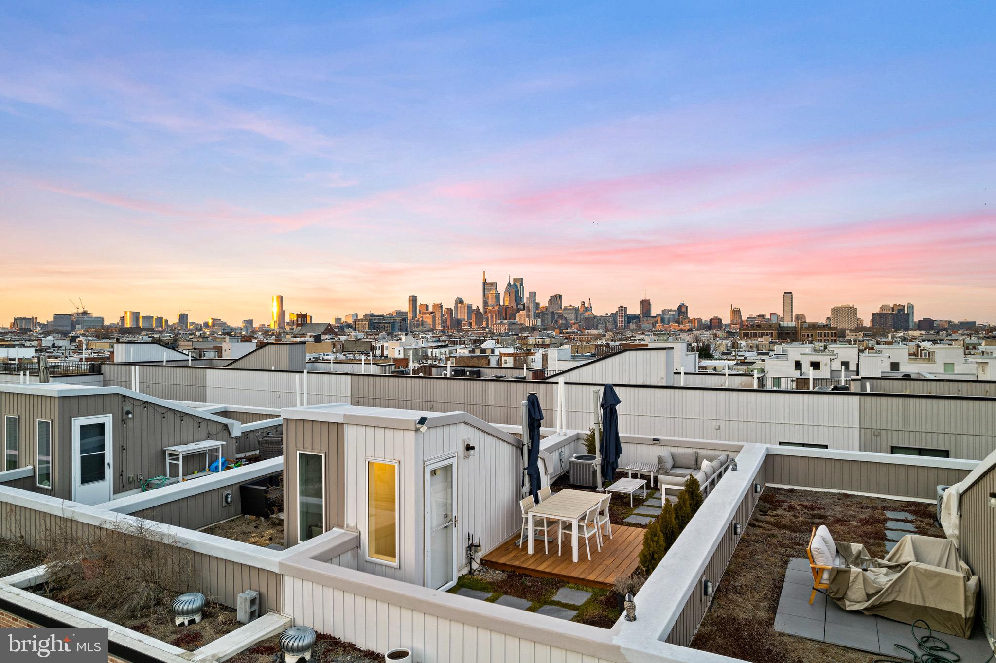 DICKINSON NARROWS - Residential