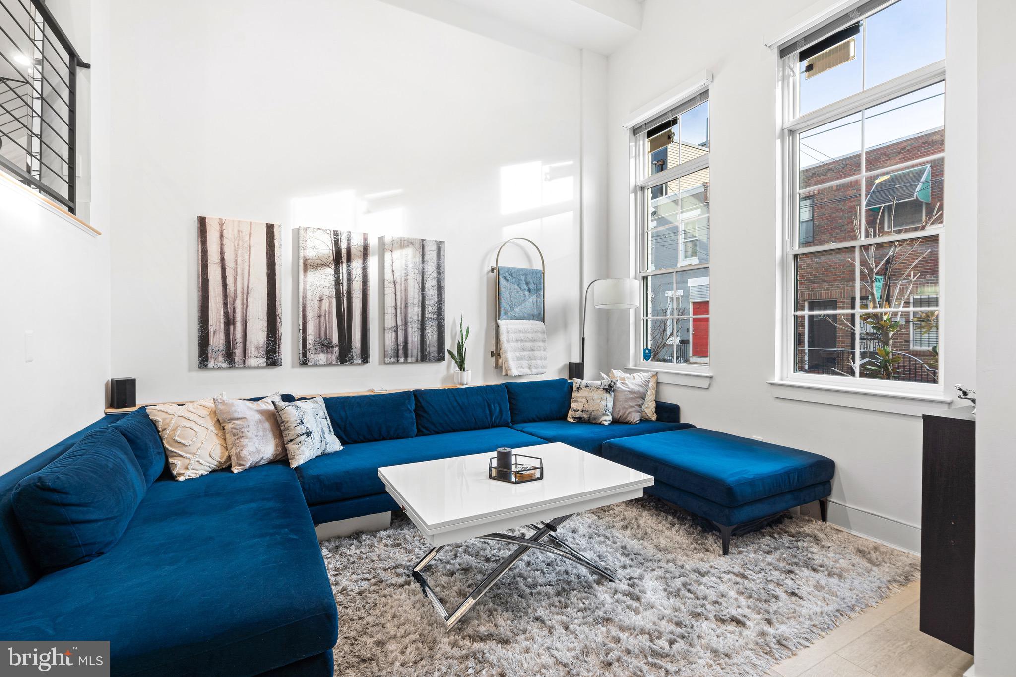 DICKINSON NARROWS - Residential