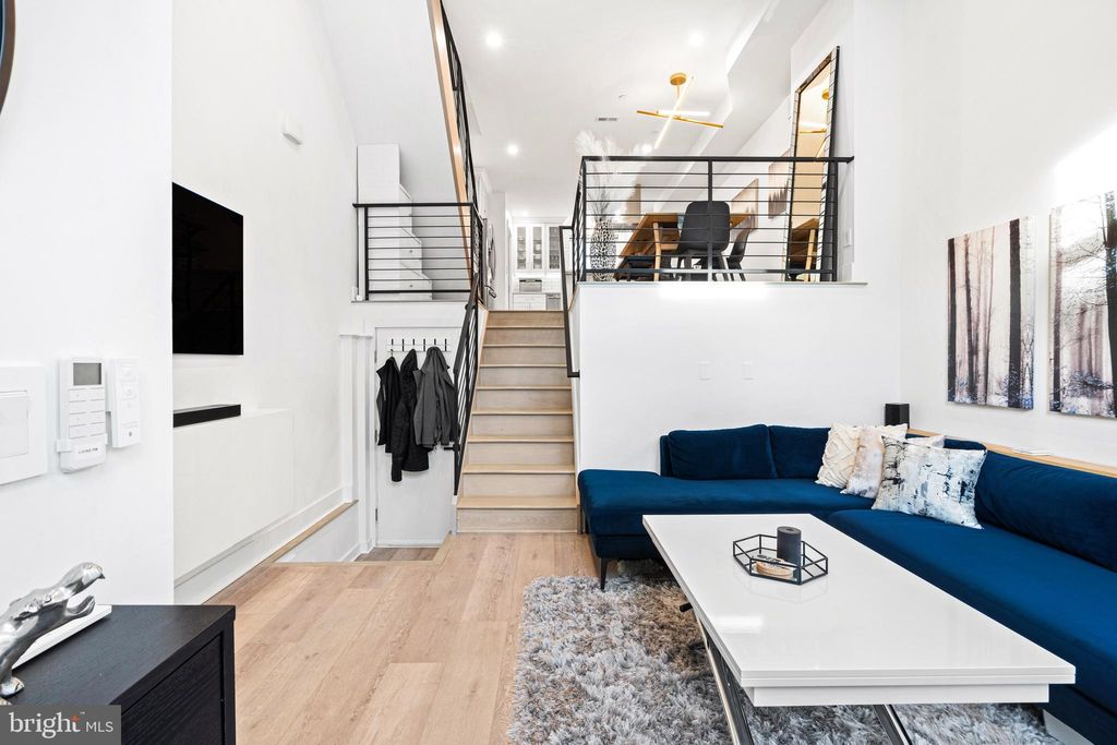 Photo of 627 Mcclellan Street, PHILADELPHIA, PA 19148 (MLS # PAPH2578536)