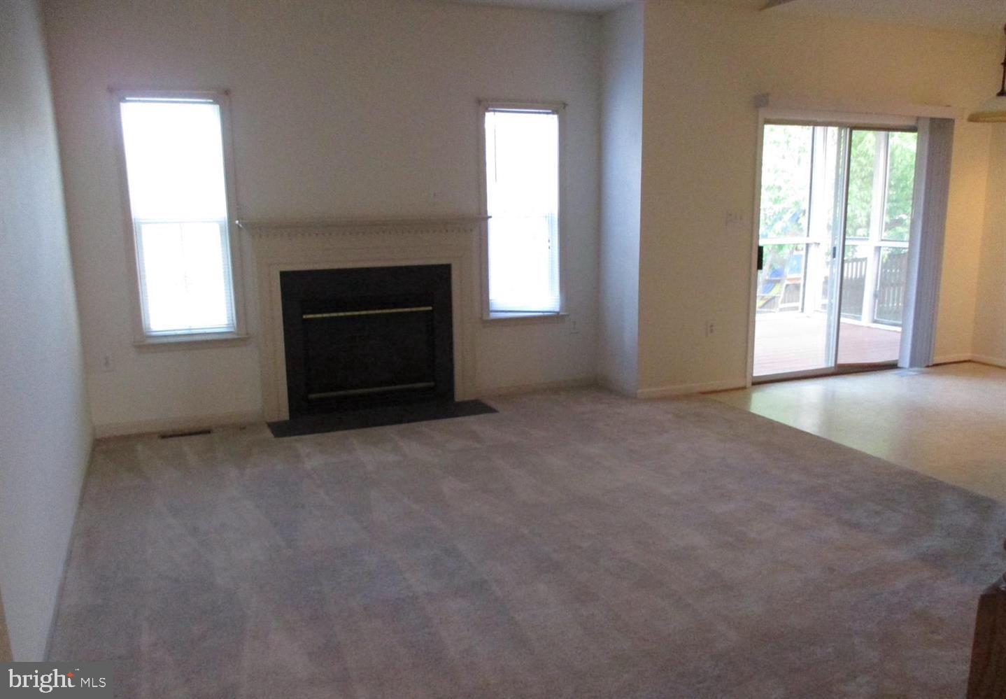 LAUREL RIDGE - Residential