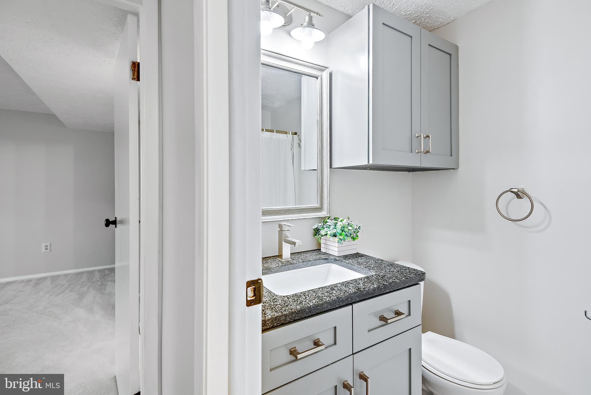 GREENFIELD COMMONS - Residential