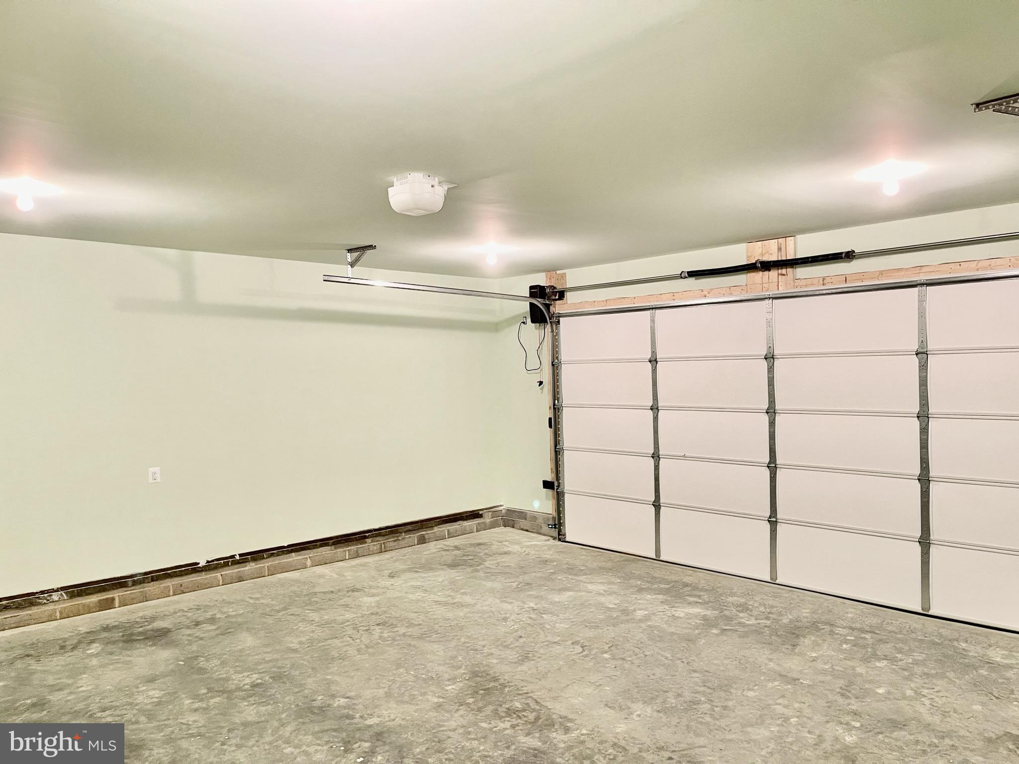 LEACHBURG - Residential