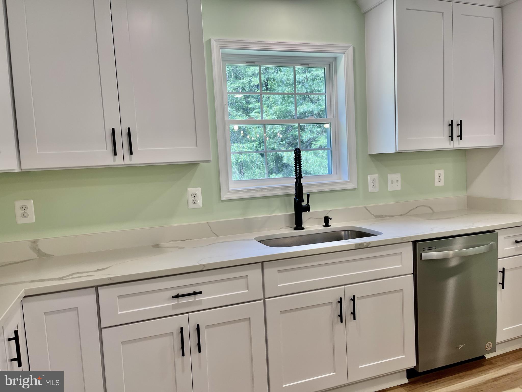 LEACHBURG - Residential