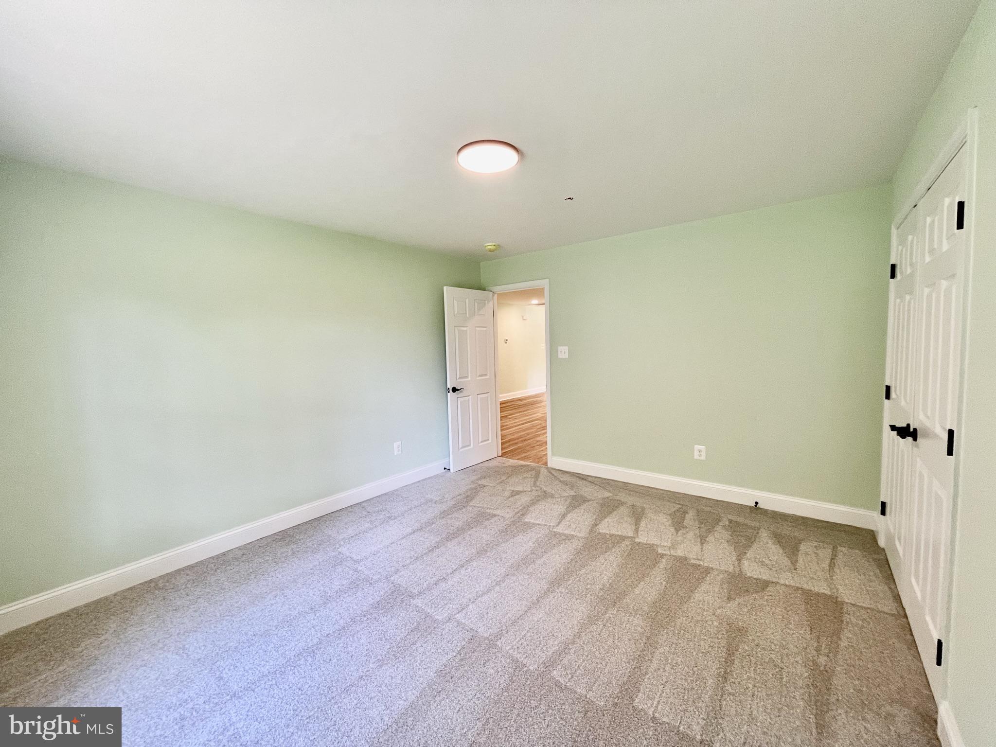 LEACHBURG - Residential