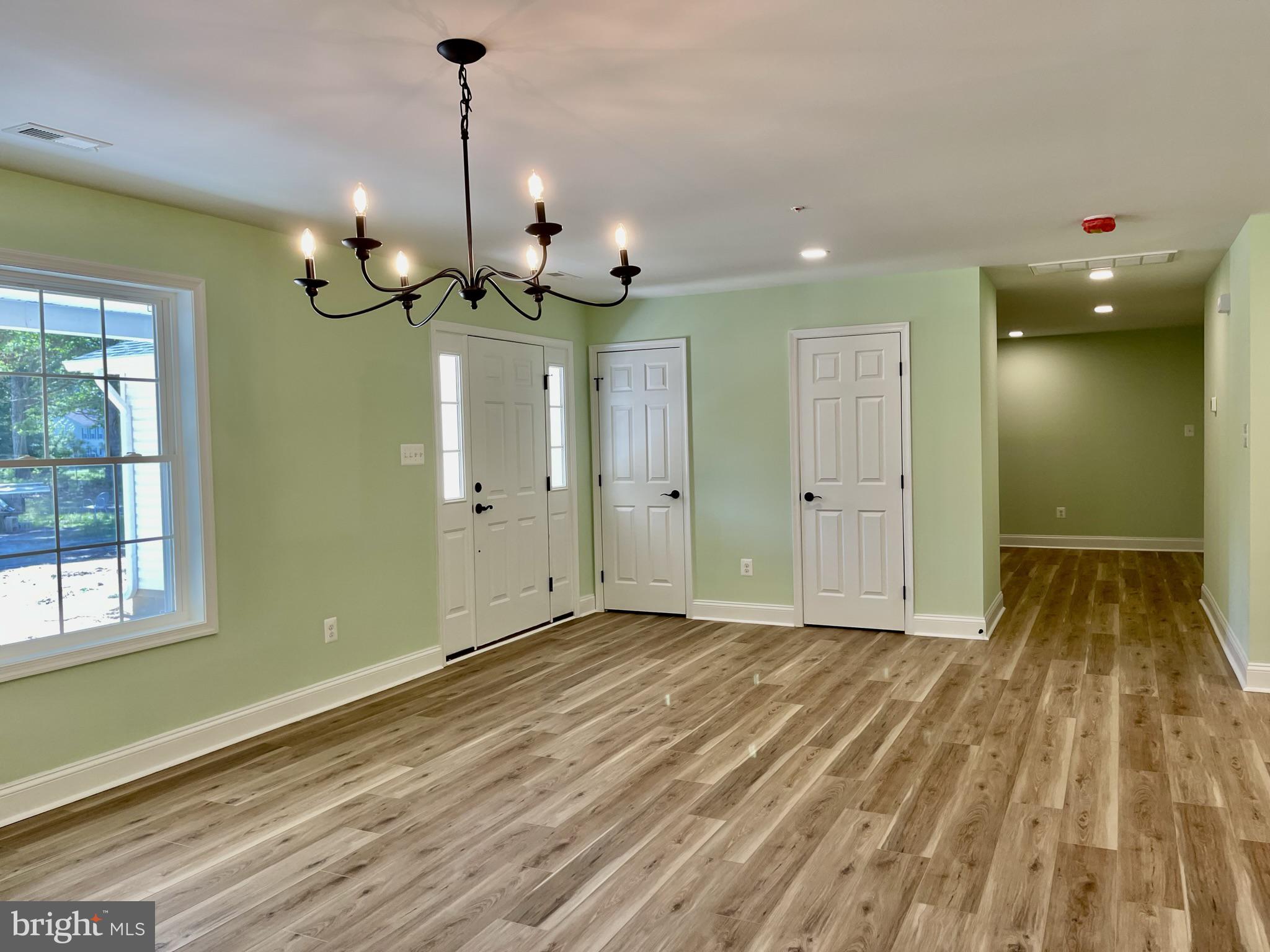 LEACHBURG - Residential