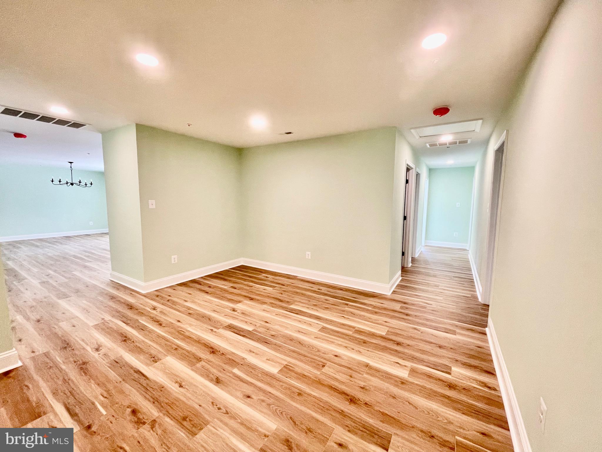 LEACHBURG - Residential