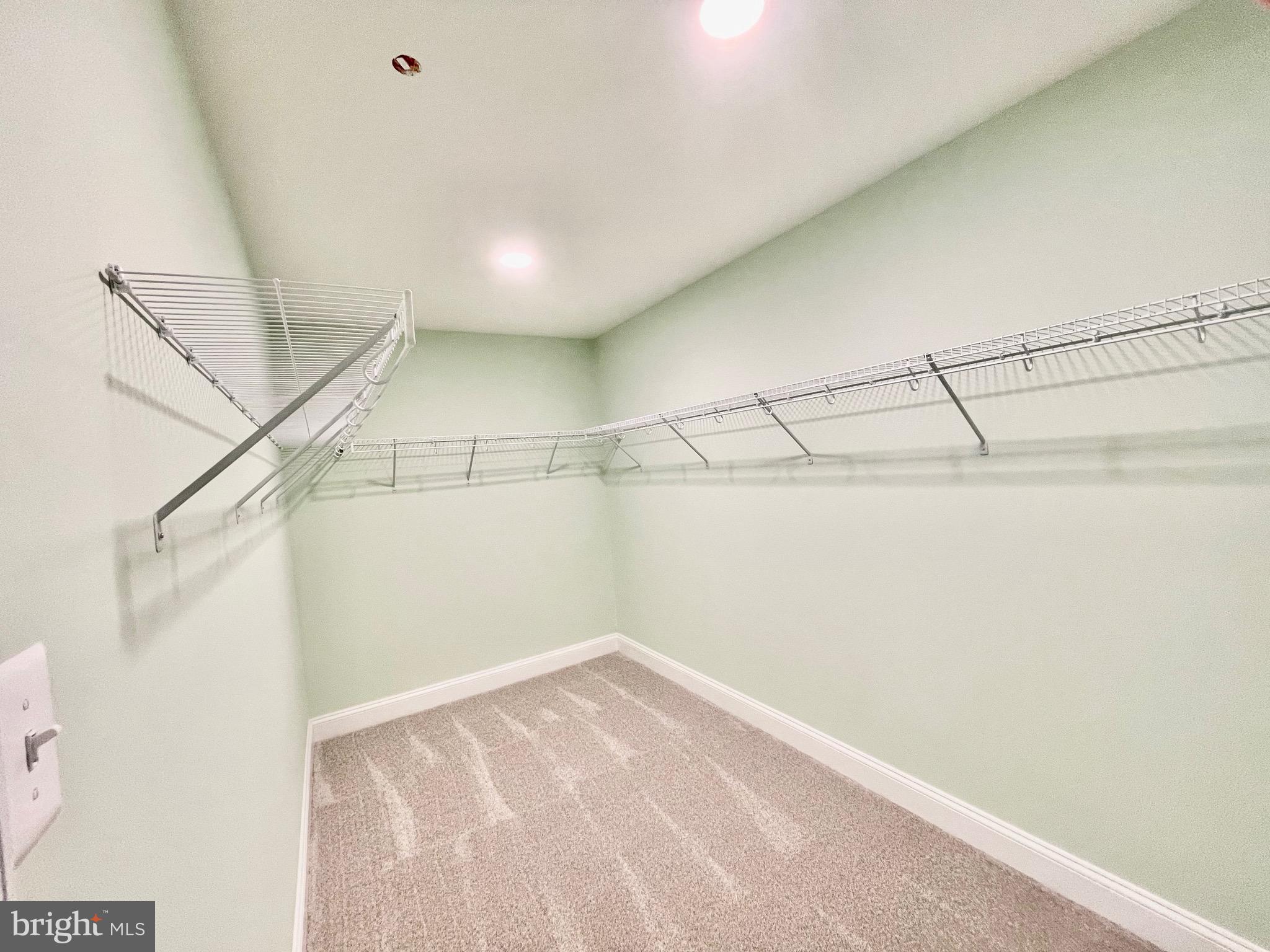 LEACHBURG - Residential