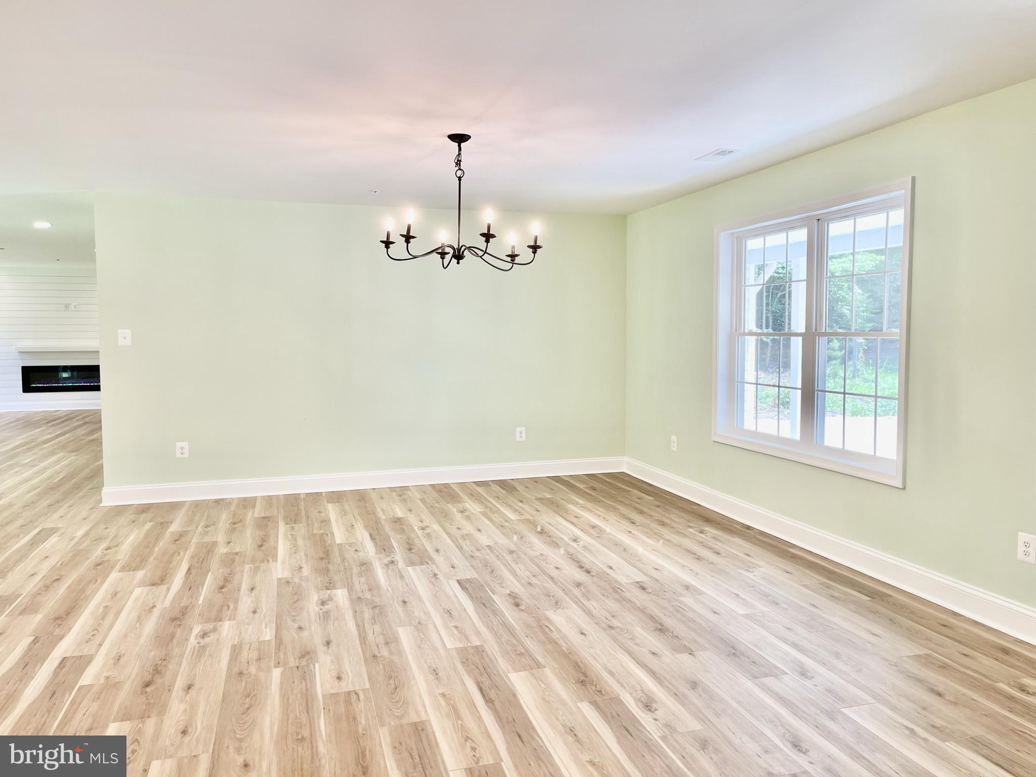 LEACHBURG - Residential