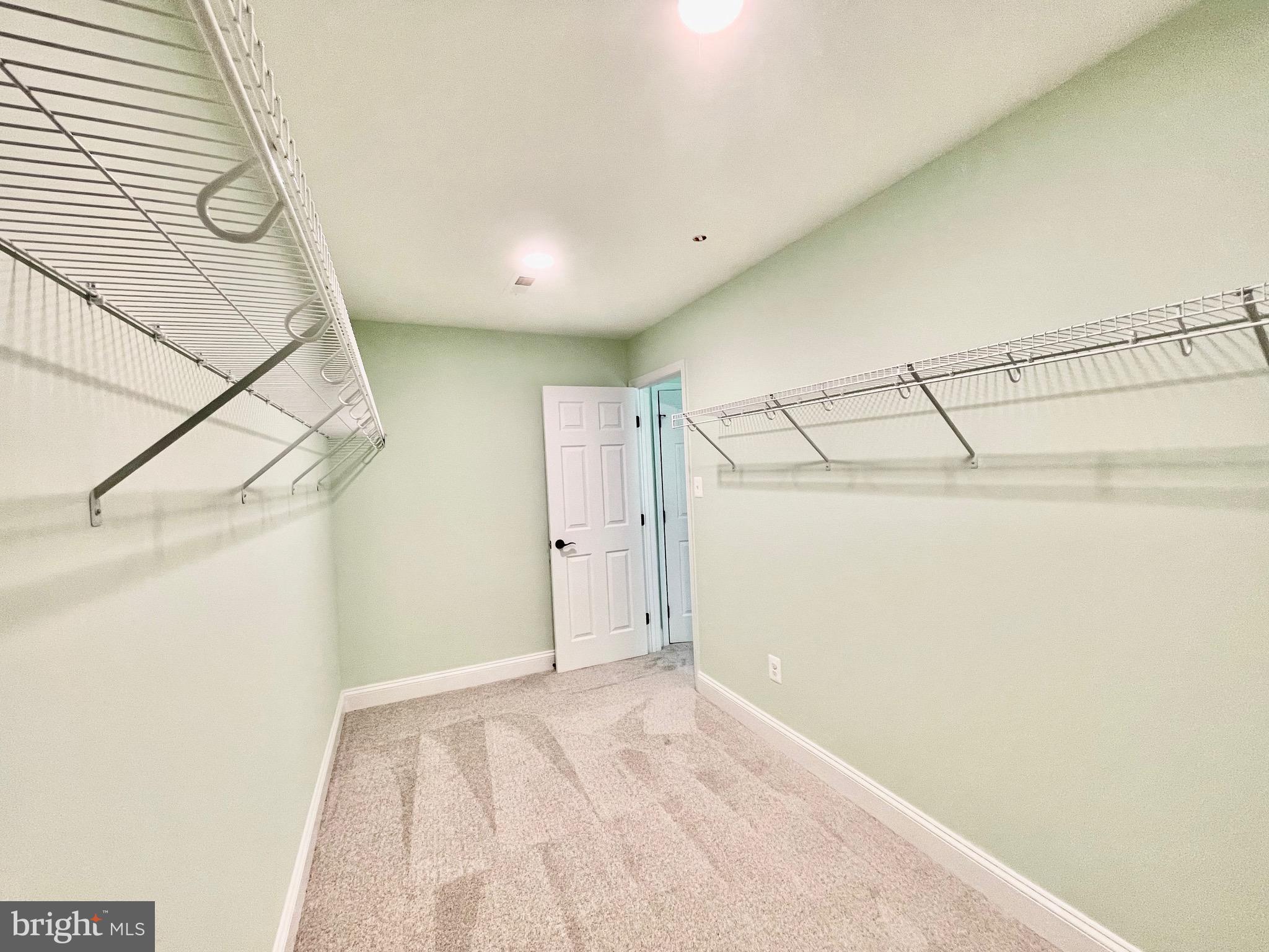 LEACHBURG - Residential