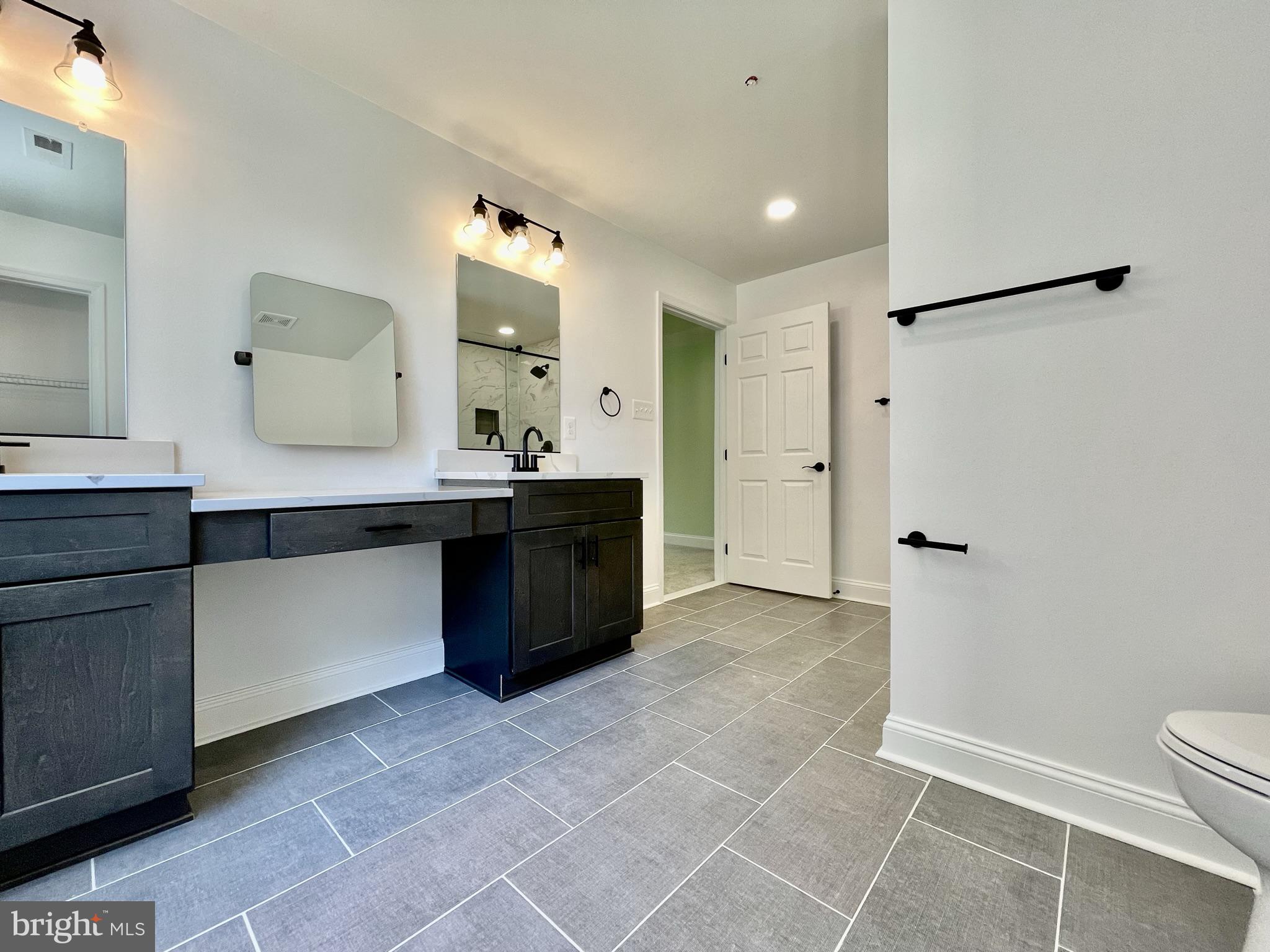 LEACHBURG - Residential