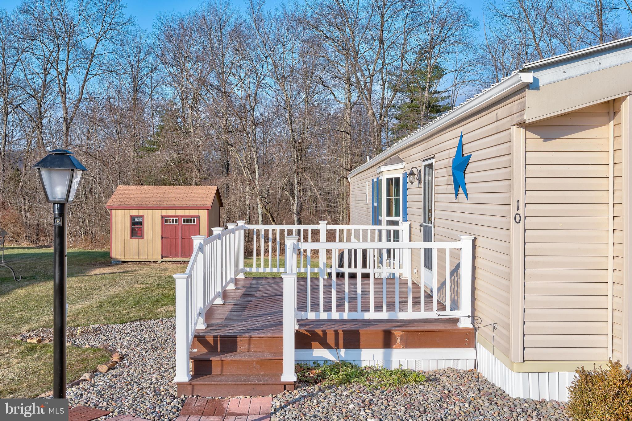COUNTRY VIEW VILLAGE - Residential