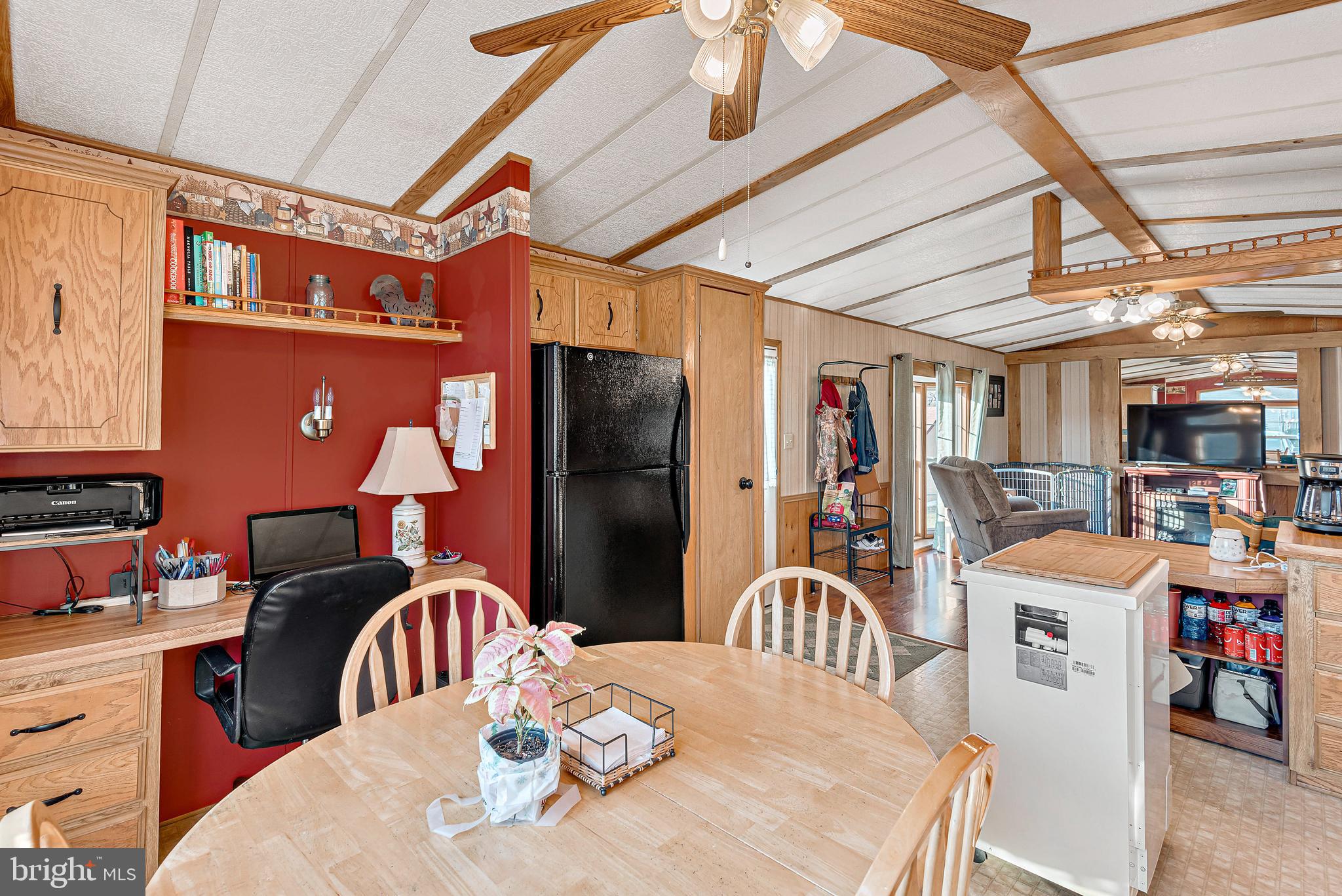 COUNTRY VIEW VILLAGE - Residential