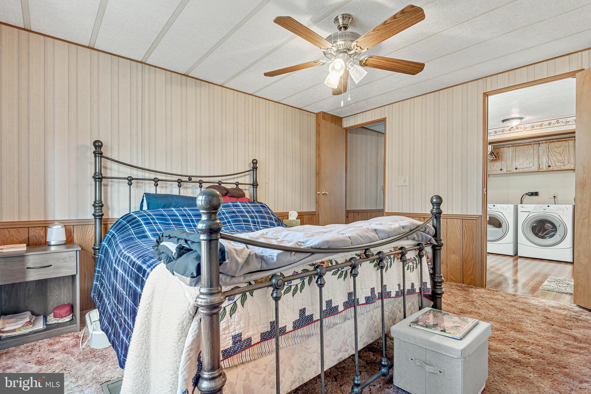 COUNTRY VIEW VILLAGE - Residential