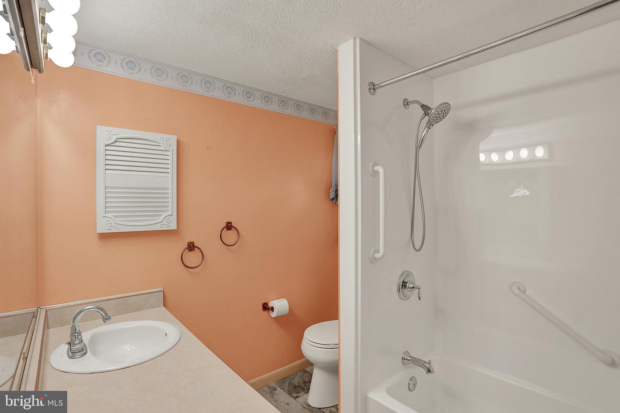 SOUTHERN FARMS - Residential