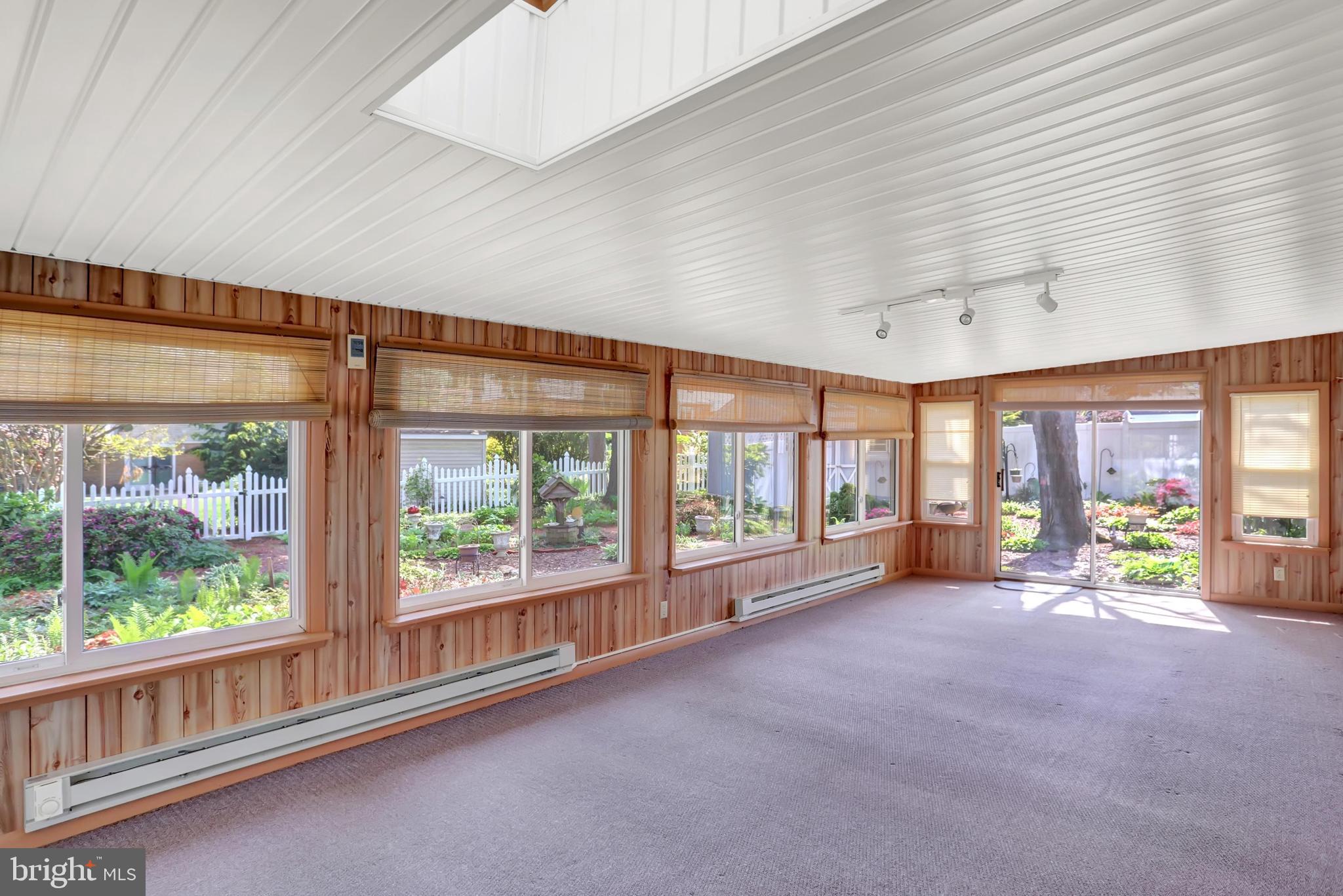 SOUTHERN FARMS - Residential