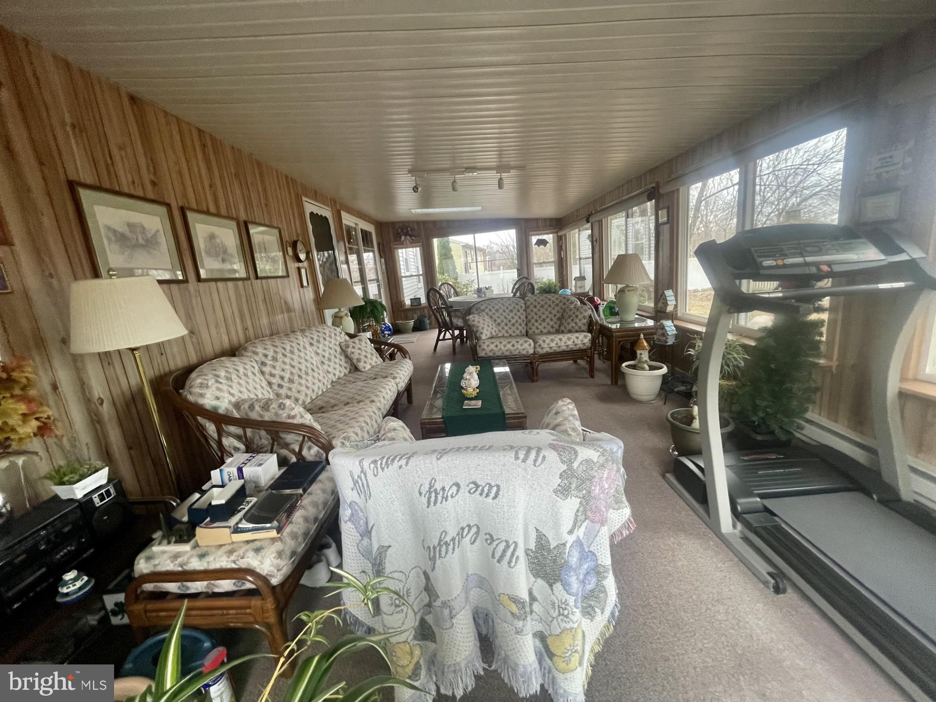 SOUTHERN FARMS - Residential