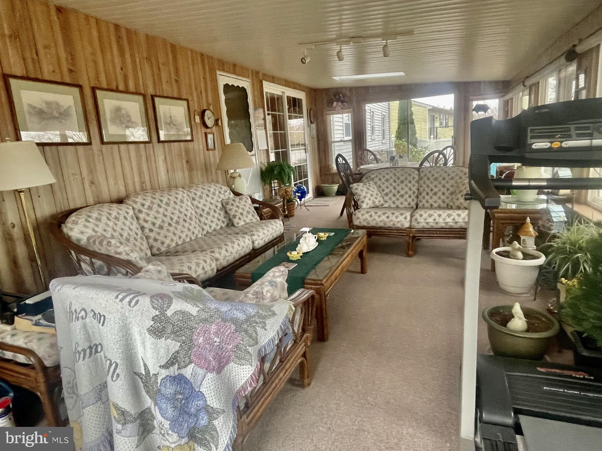 SOUTHERN FARMS - Residential