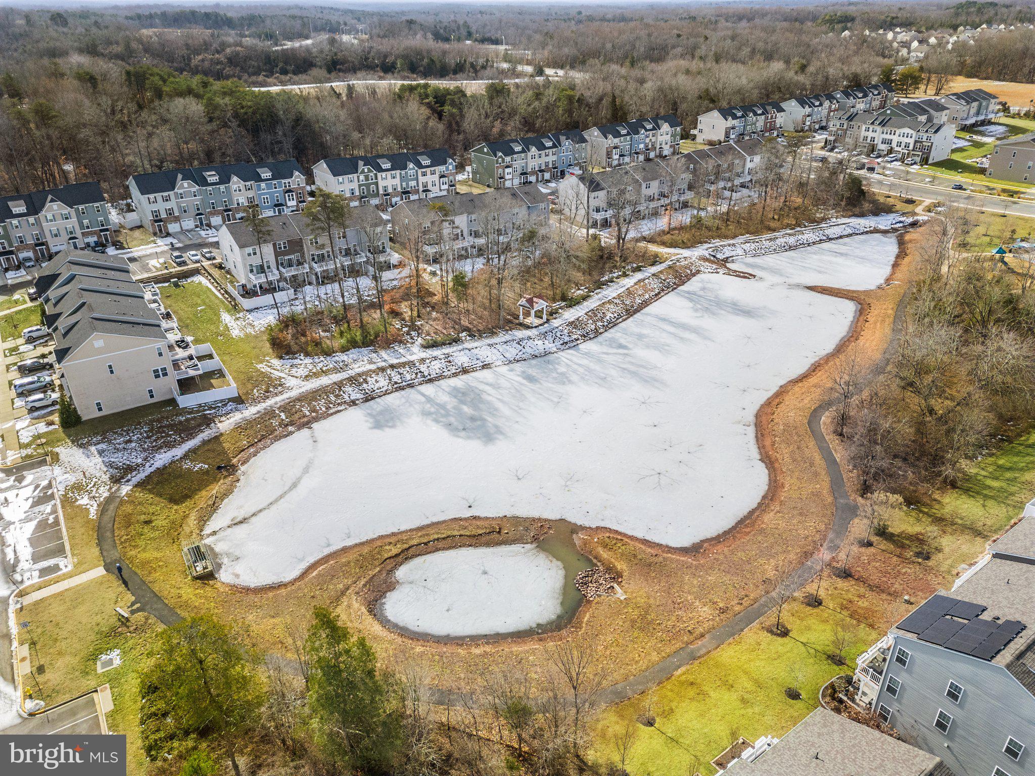 BRADLEY SQUARE - Residential
