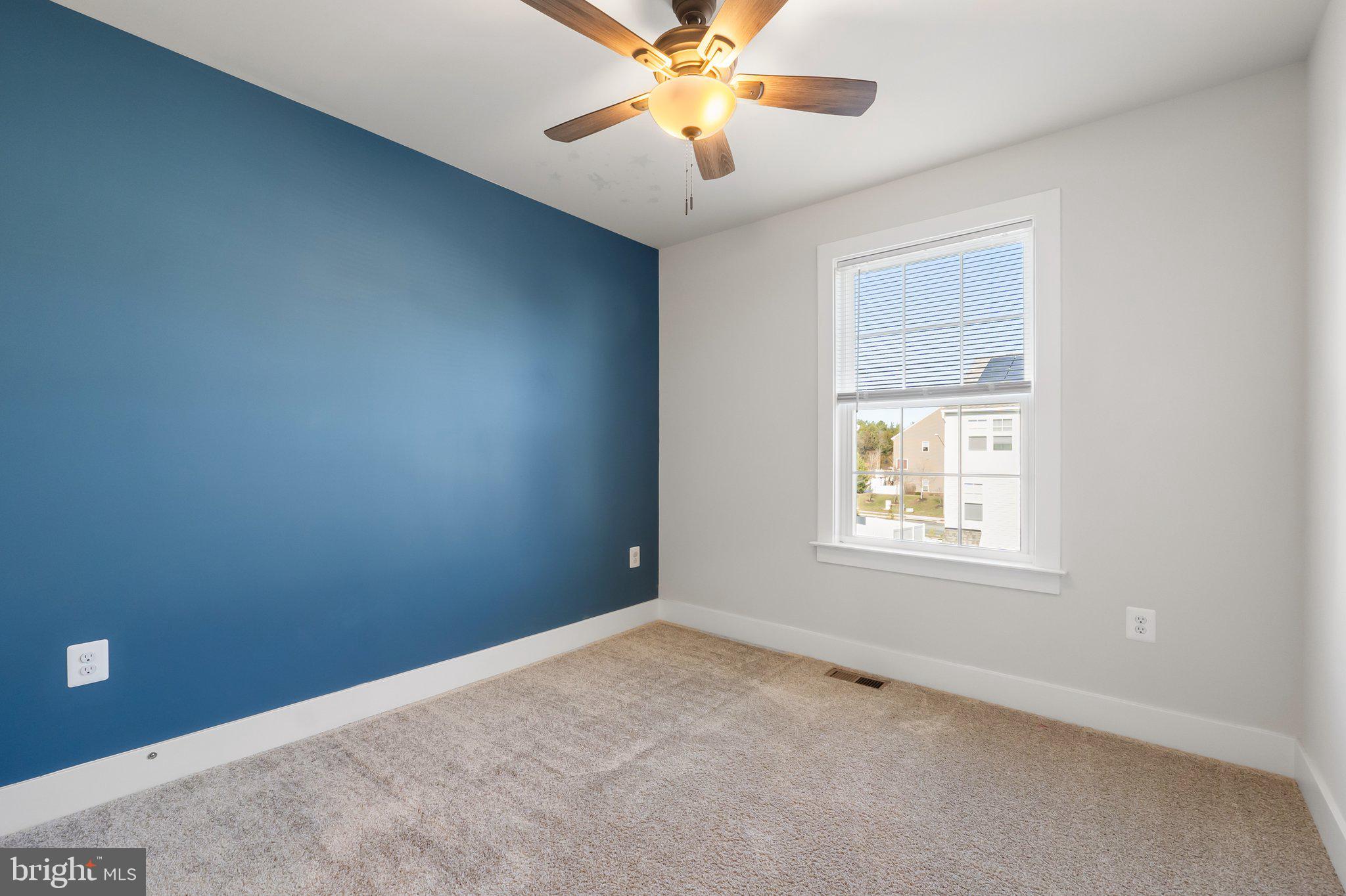 BRADLEY SQUARE - Residential