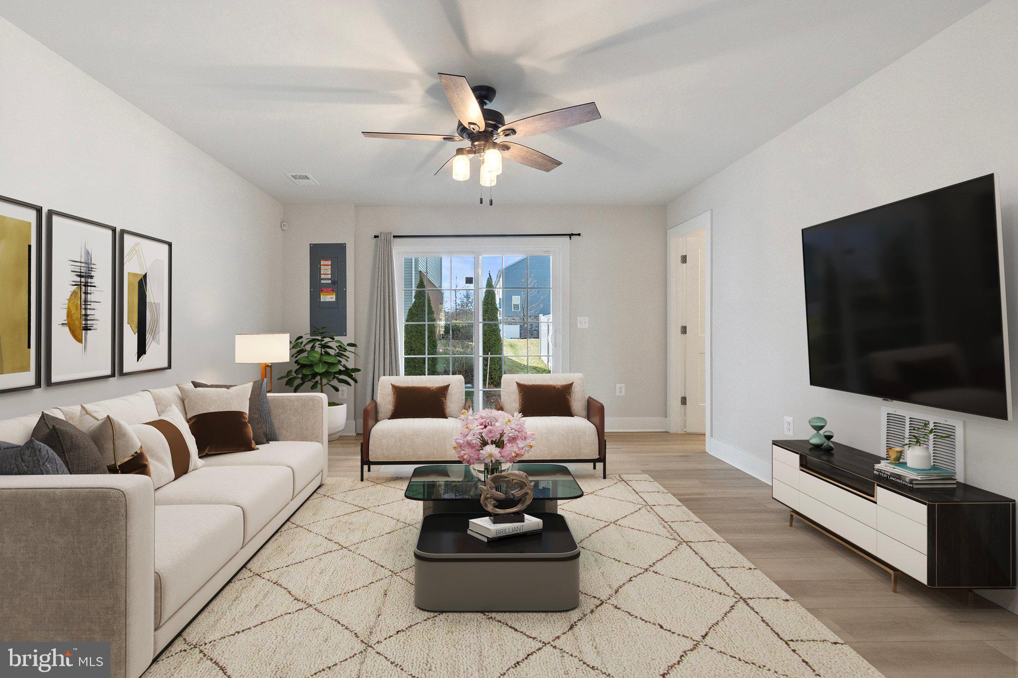 BRADLEY SQUARE - Residential