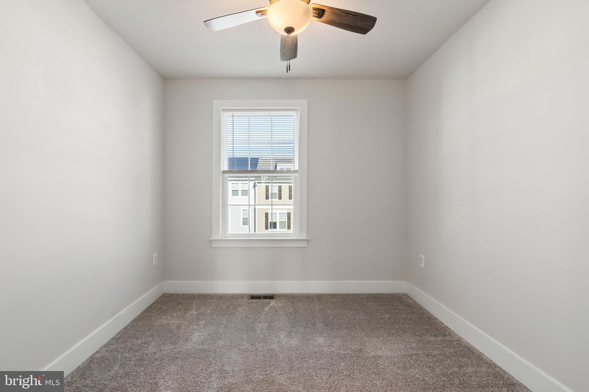 BRADLEY SQUARE - Residential