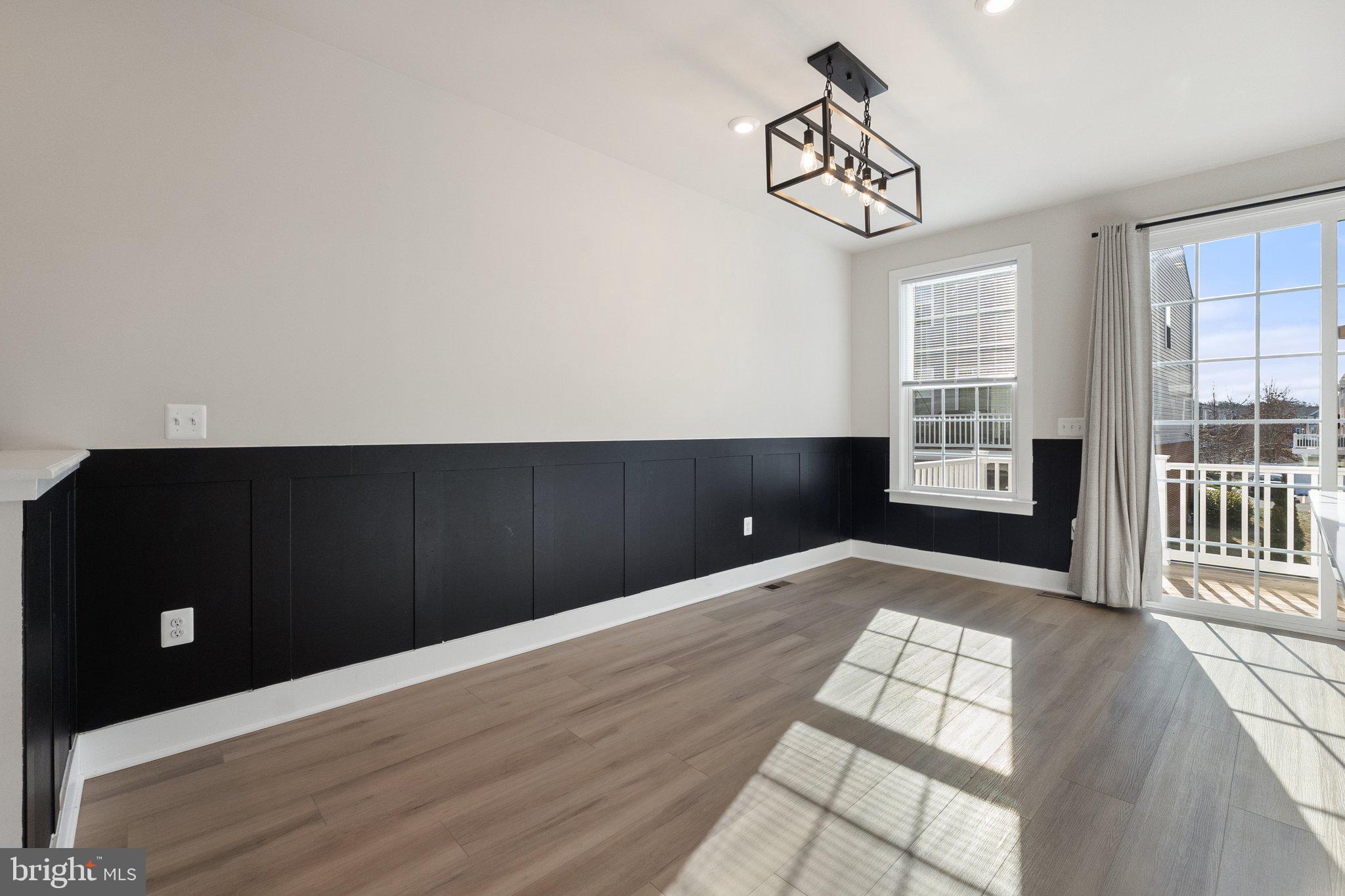 BRADLEY SQUARE - Residential