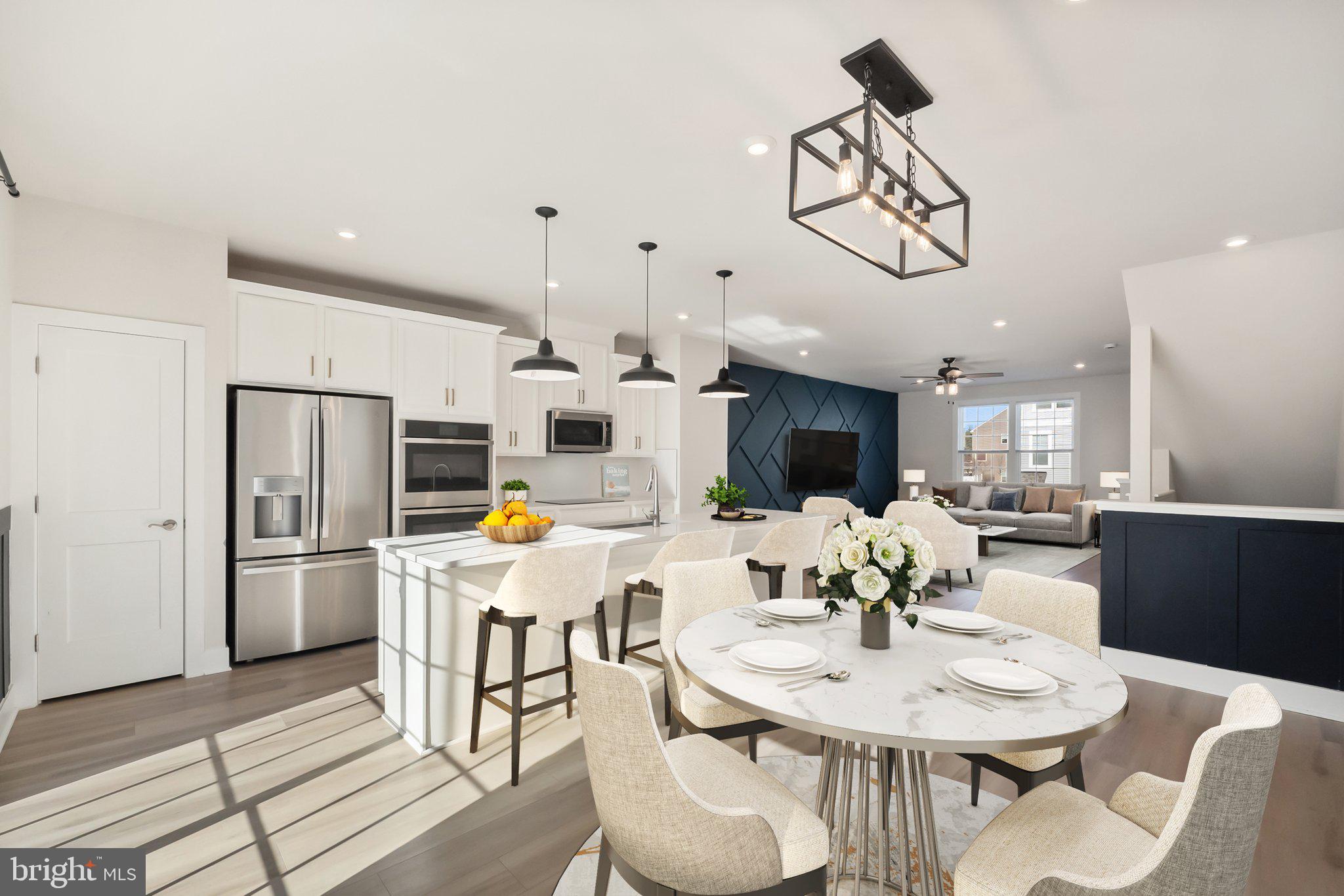 BRADLEY SQUARE - Residential